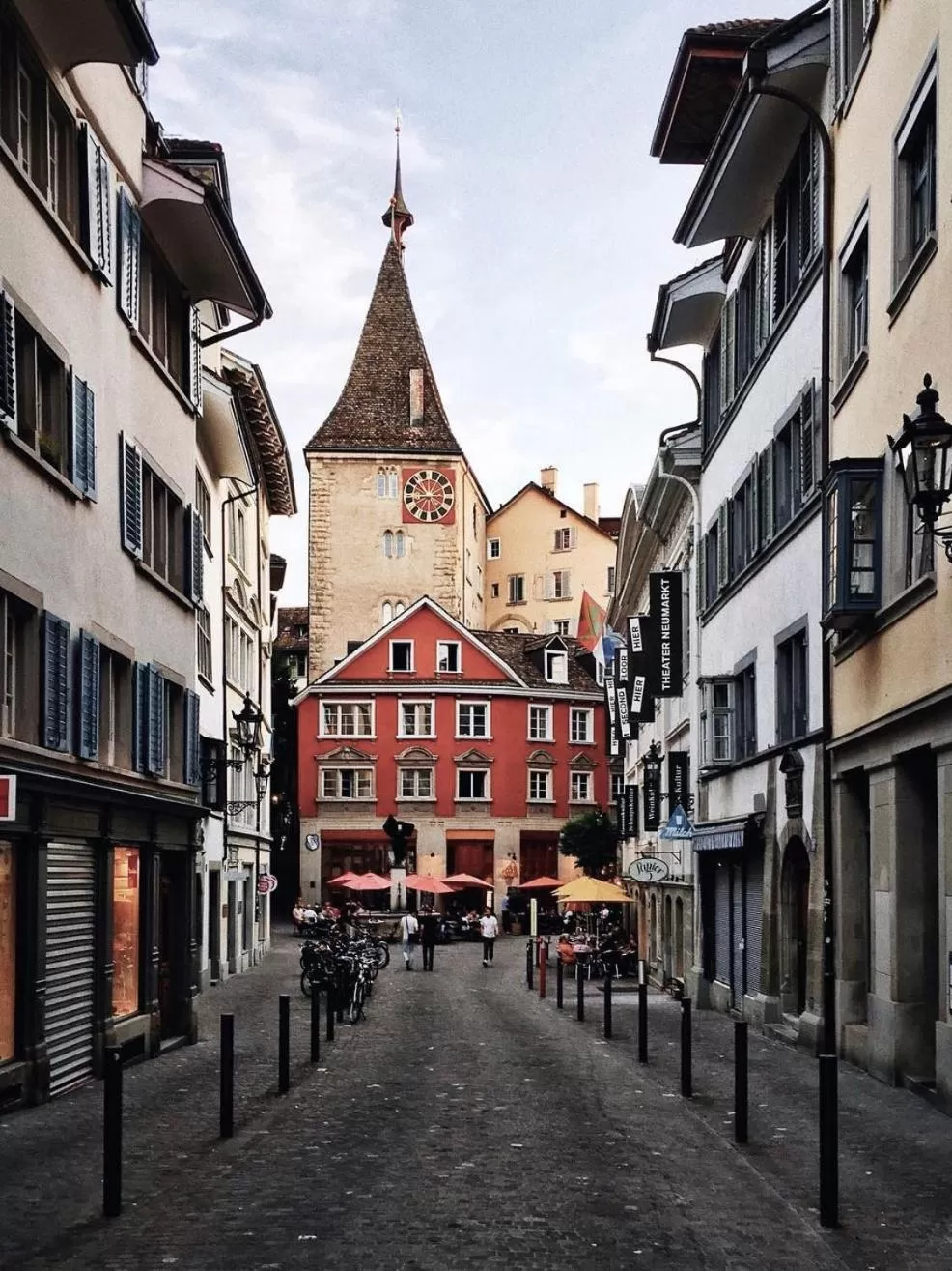 Staff in Boutique Hotel Wellenberg