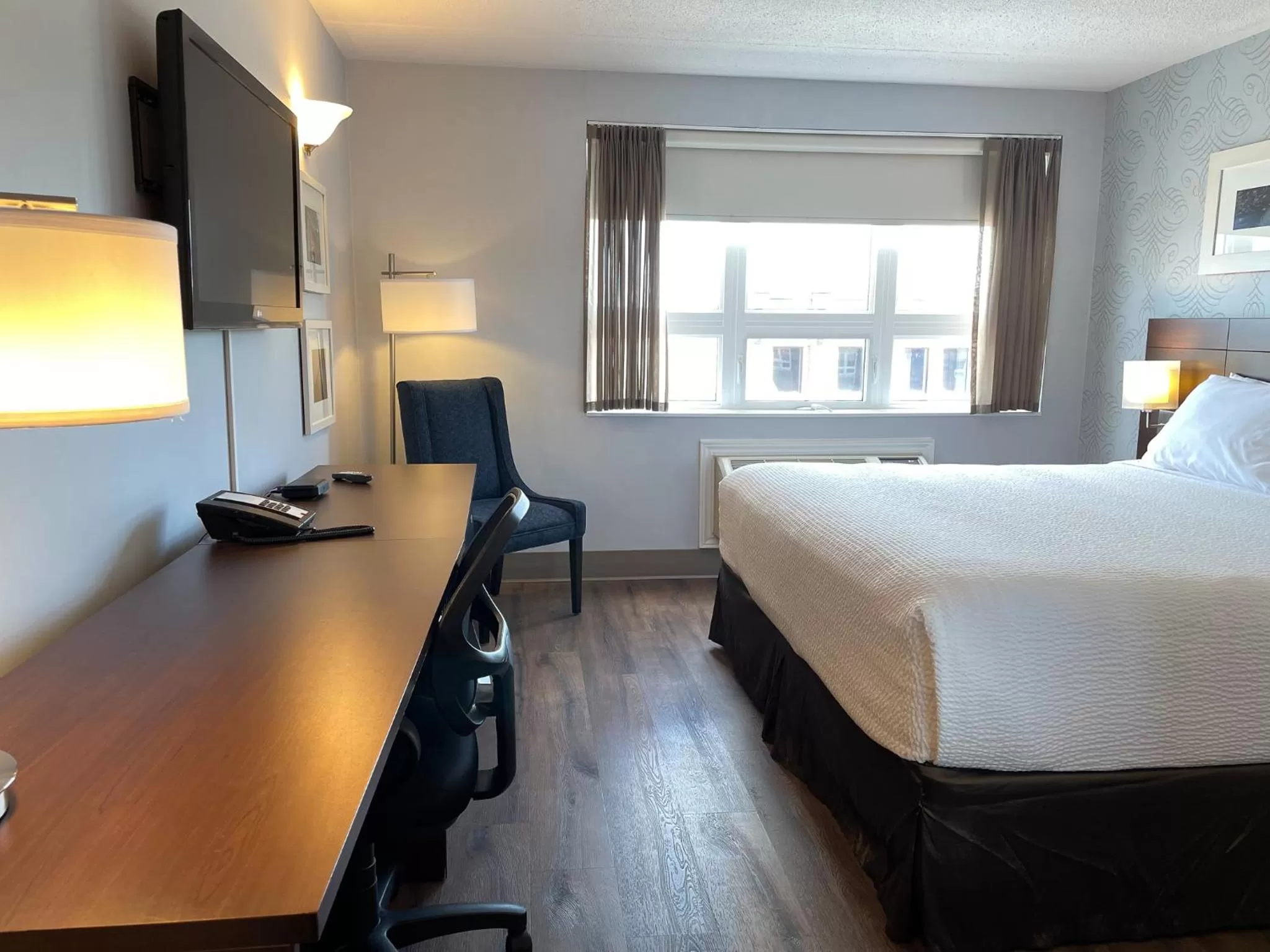 TV and multimedia, Bed in Rodd Moncton