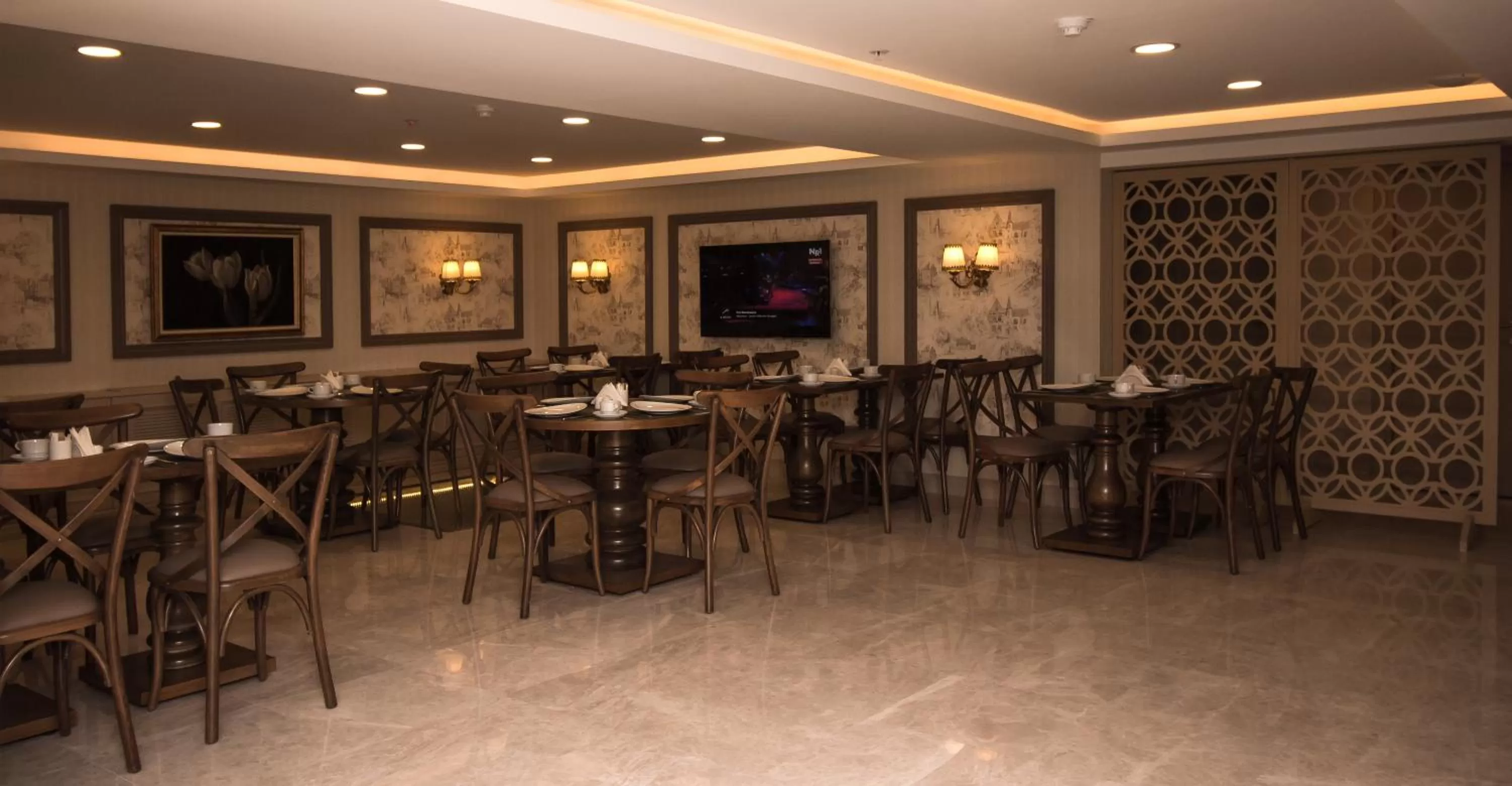 Buffet breakfast in Istanbul Town Hotel