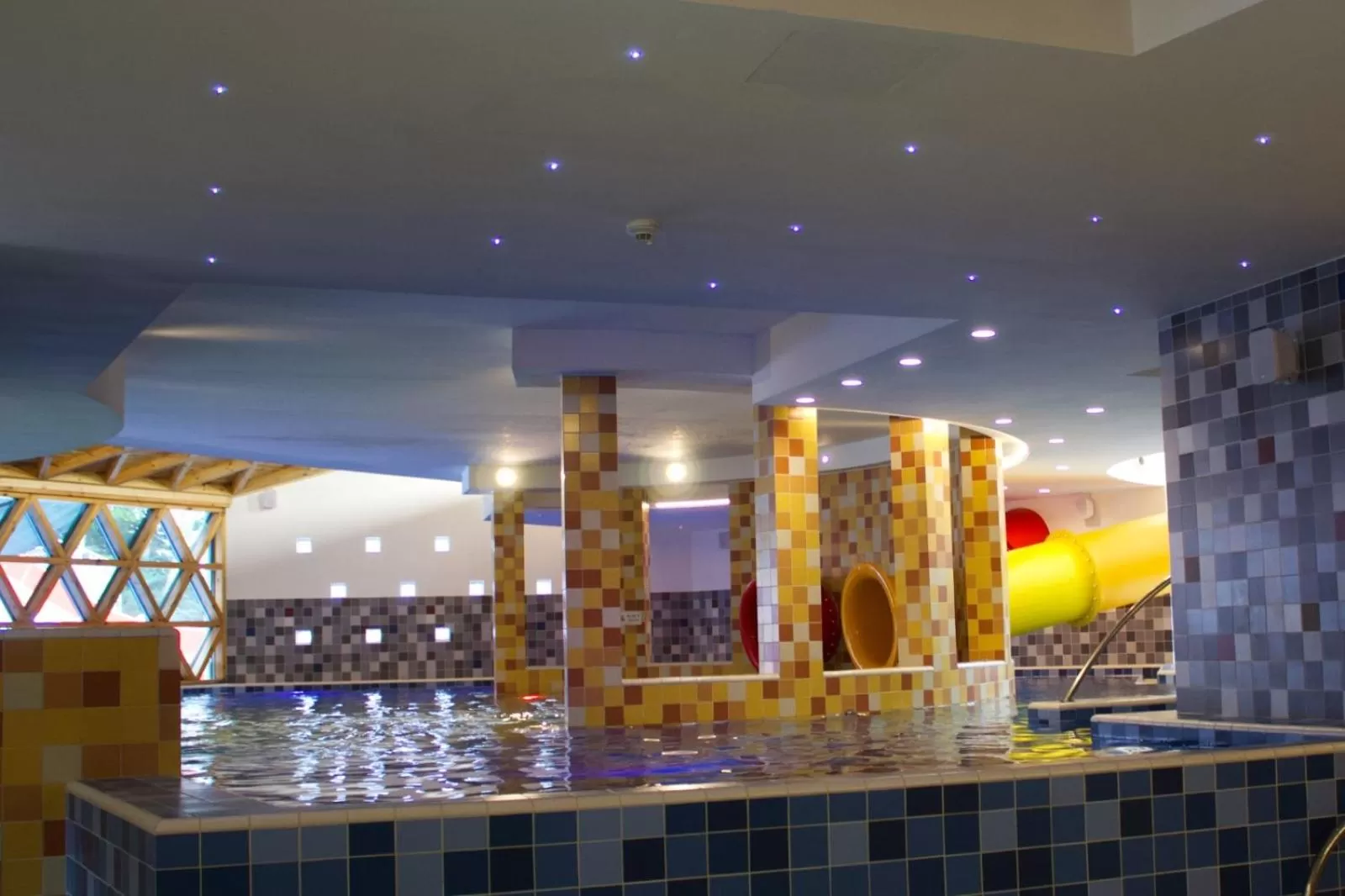 Swimming pool in HOTEL CRYSTAL WELLNESS & SPA superior