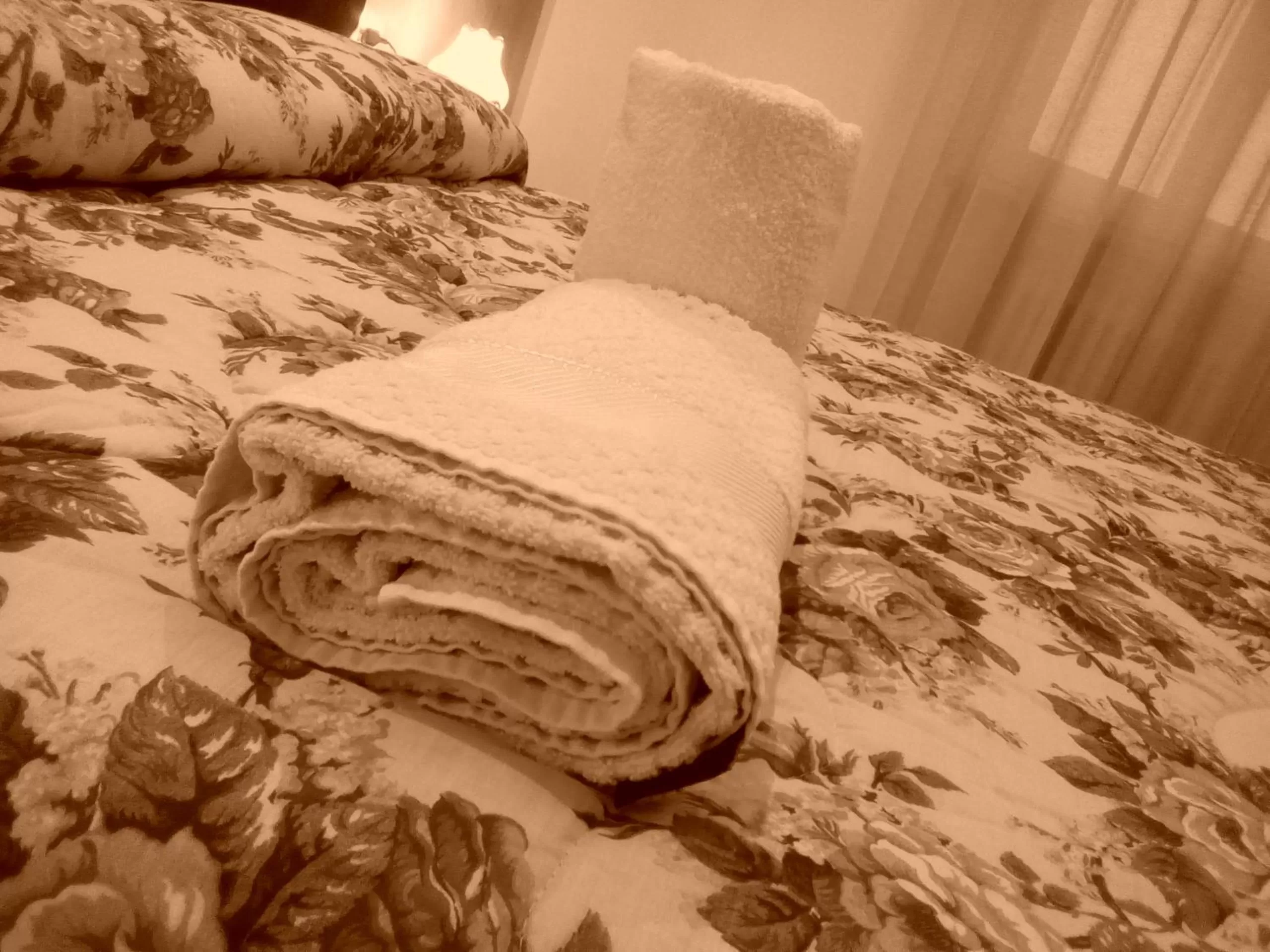 Photo of the whole room, Bed in Terrazza sul Mare