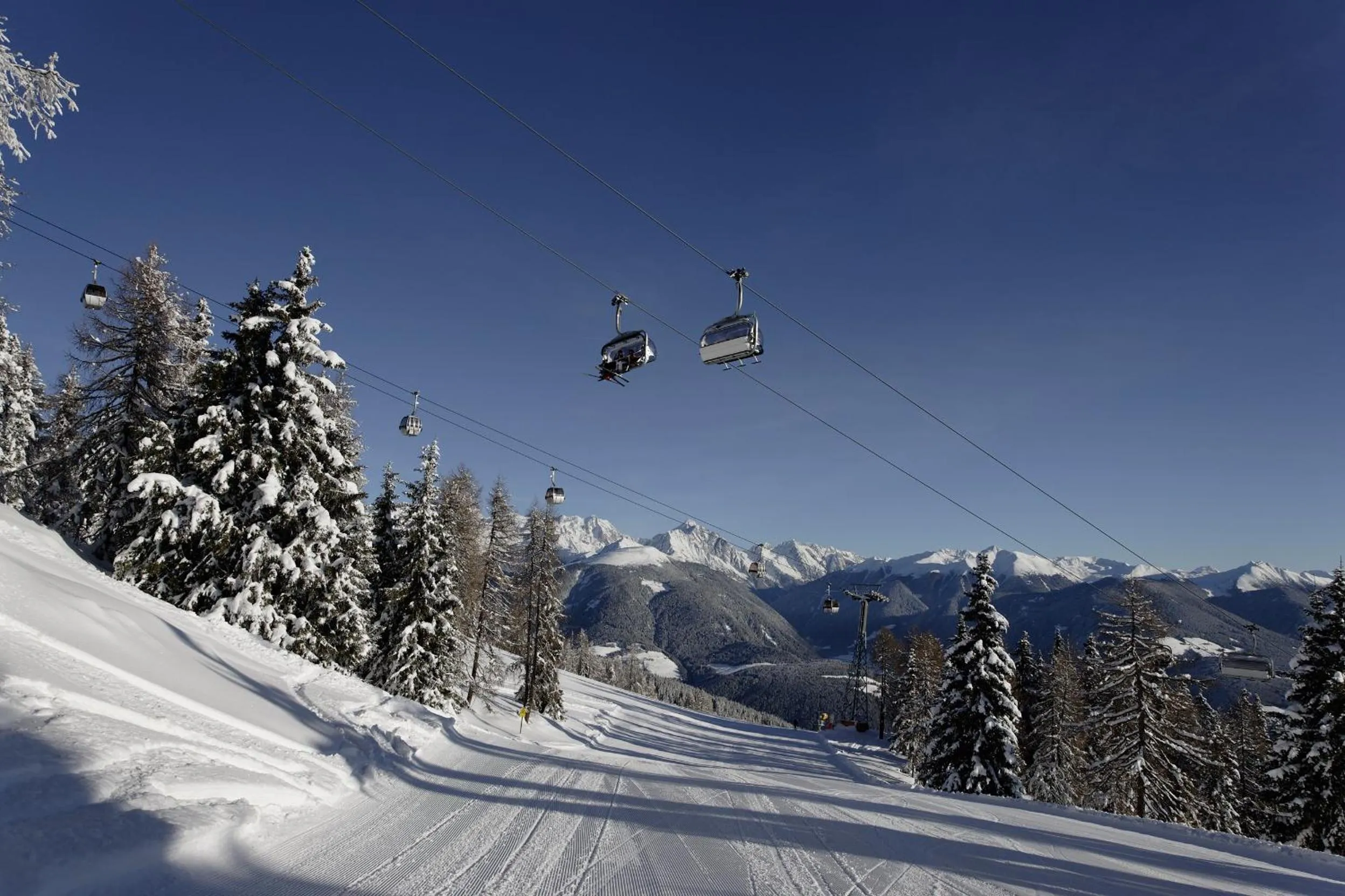 Skiing in Majestic - Unique Spa Resort