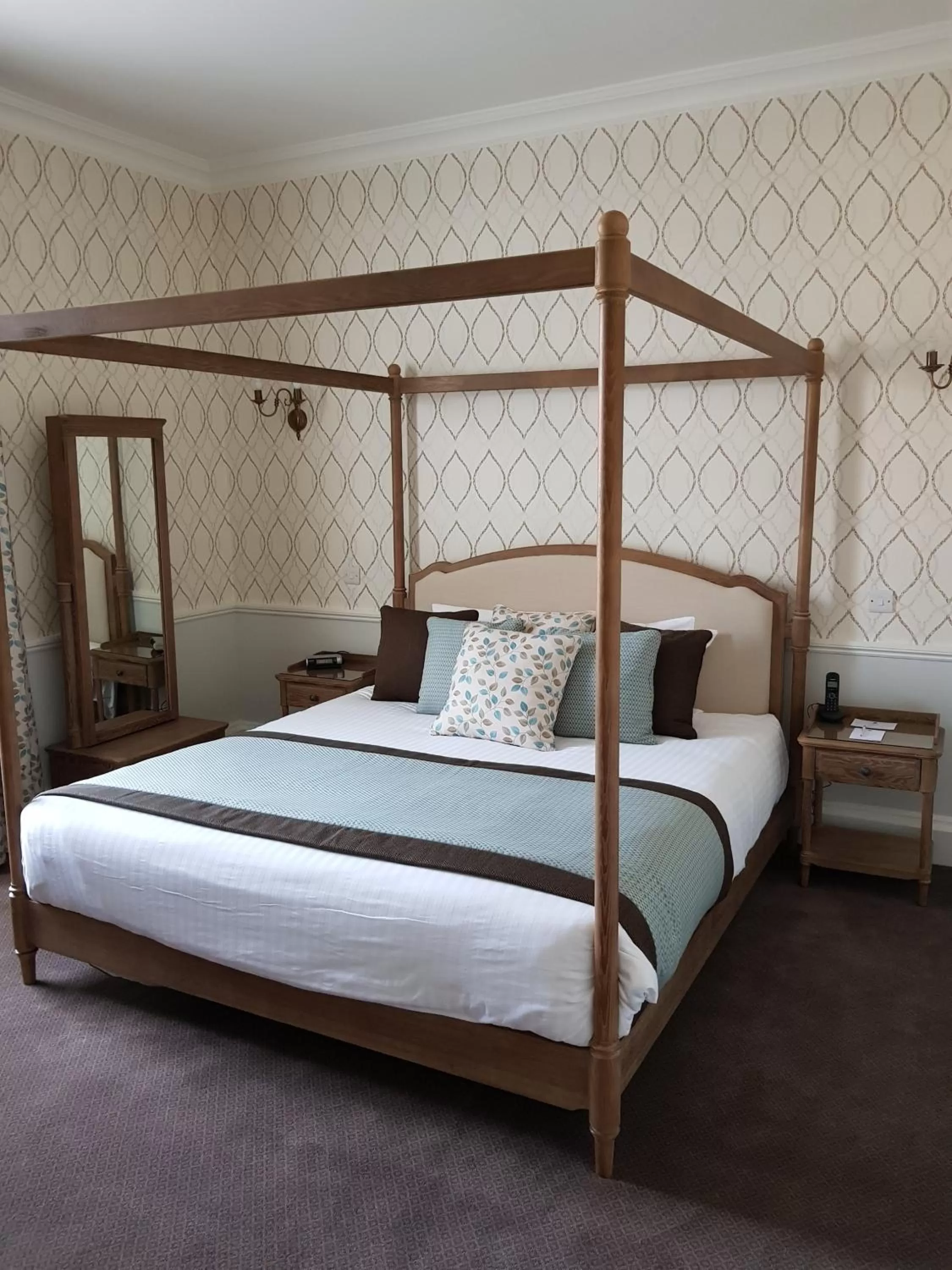 Suite with Double Bed in Best Western Moore Place Hotel