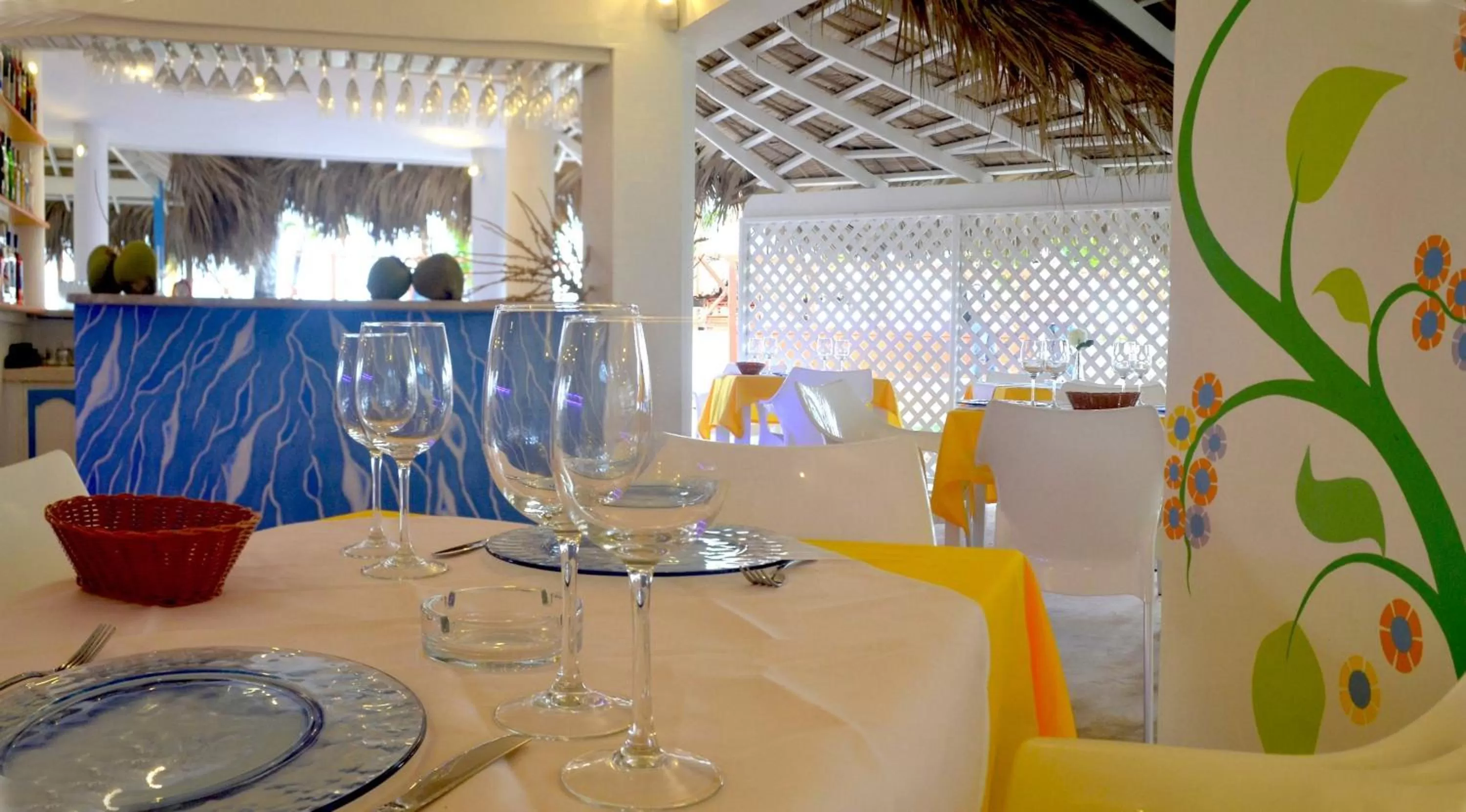 Restaurant/places to eat in Costarena Beach Hotel
