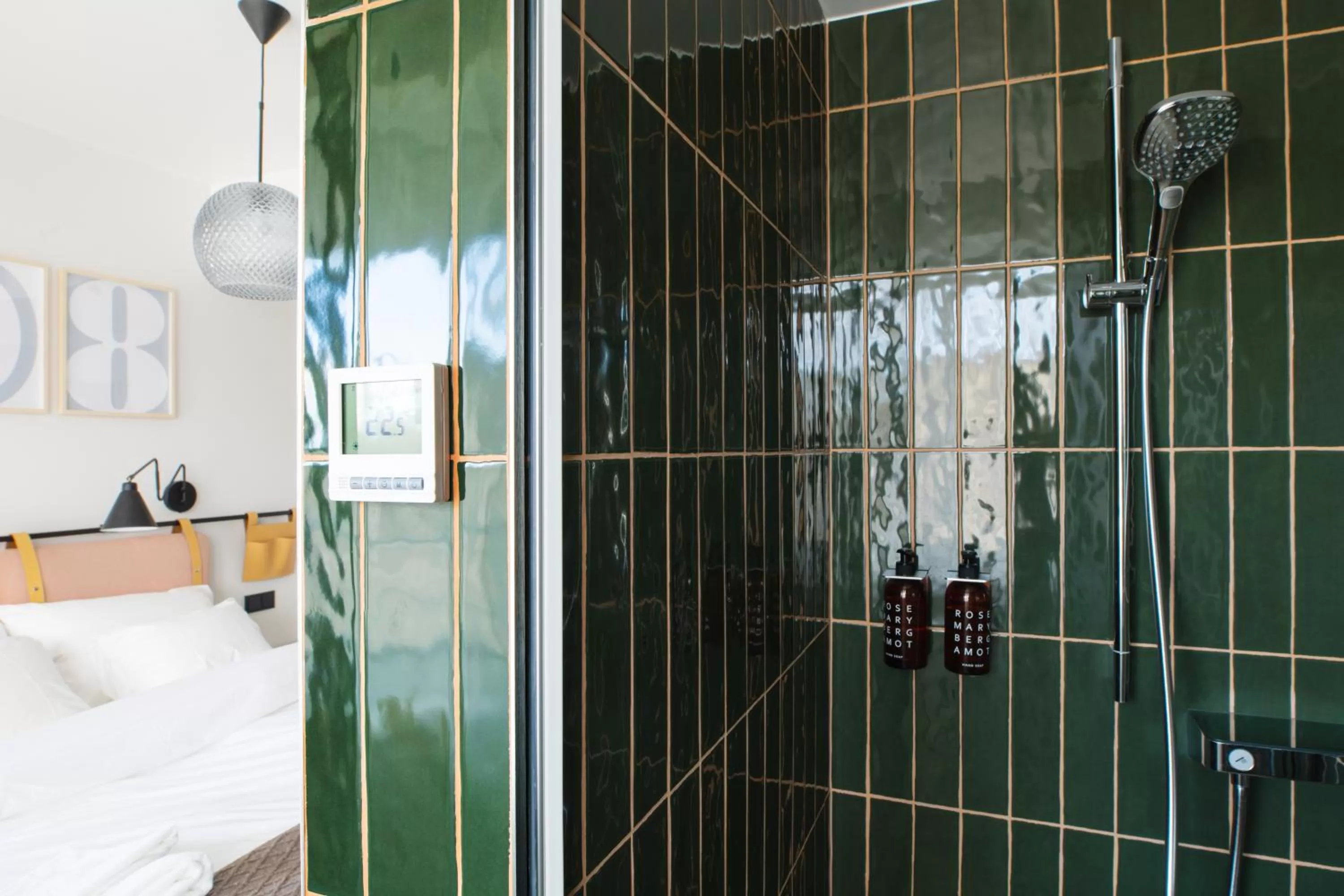 Shower in Oru Hub Hotel Tallinn - Handwritten Collection