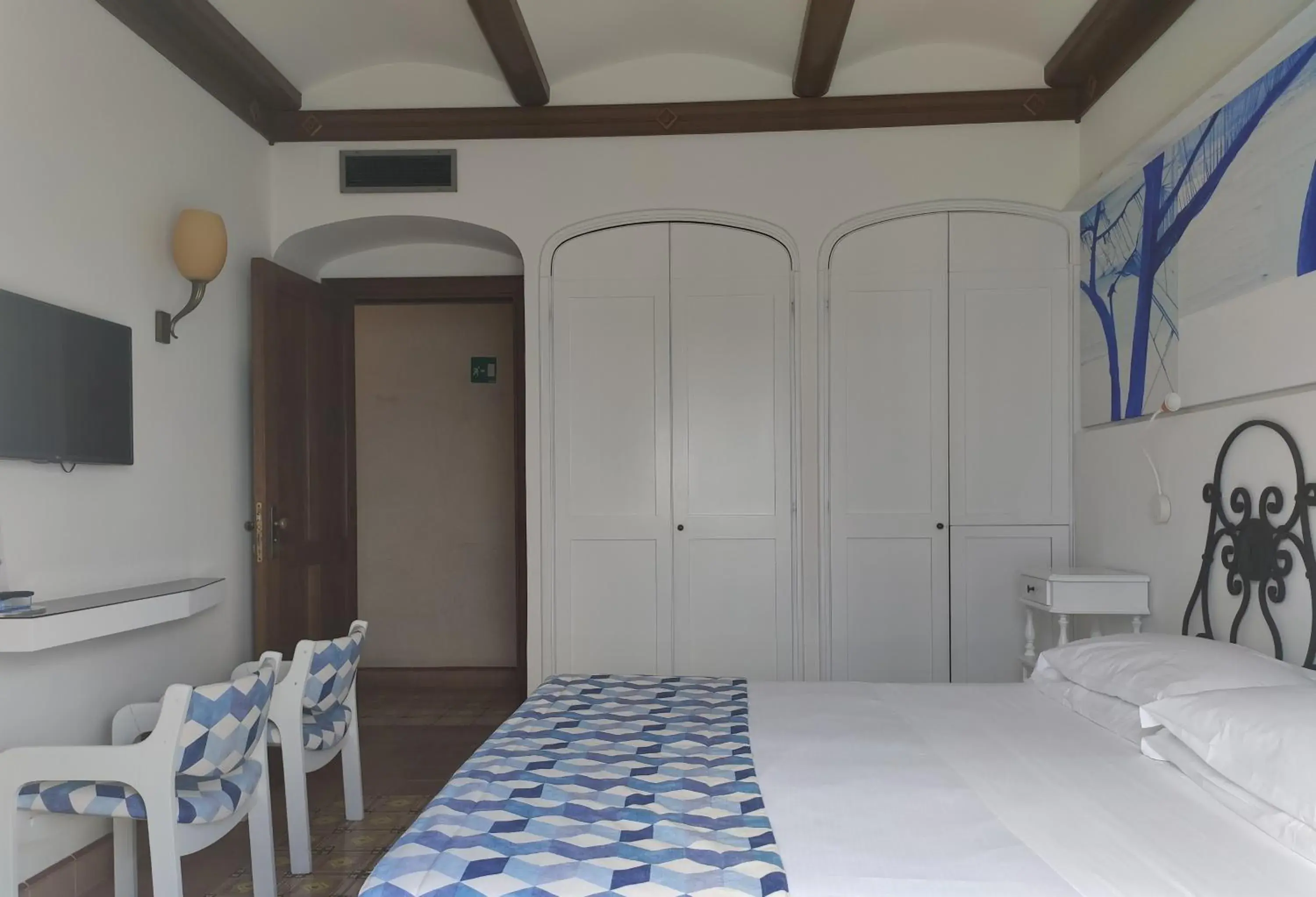 Double or Twin Room with City View in Taverna Del Capitano Double or Twin Room with City View in Taverna Del Capitano
