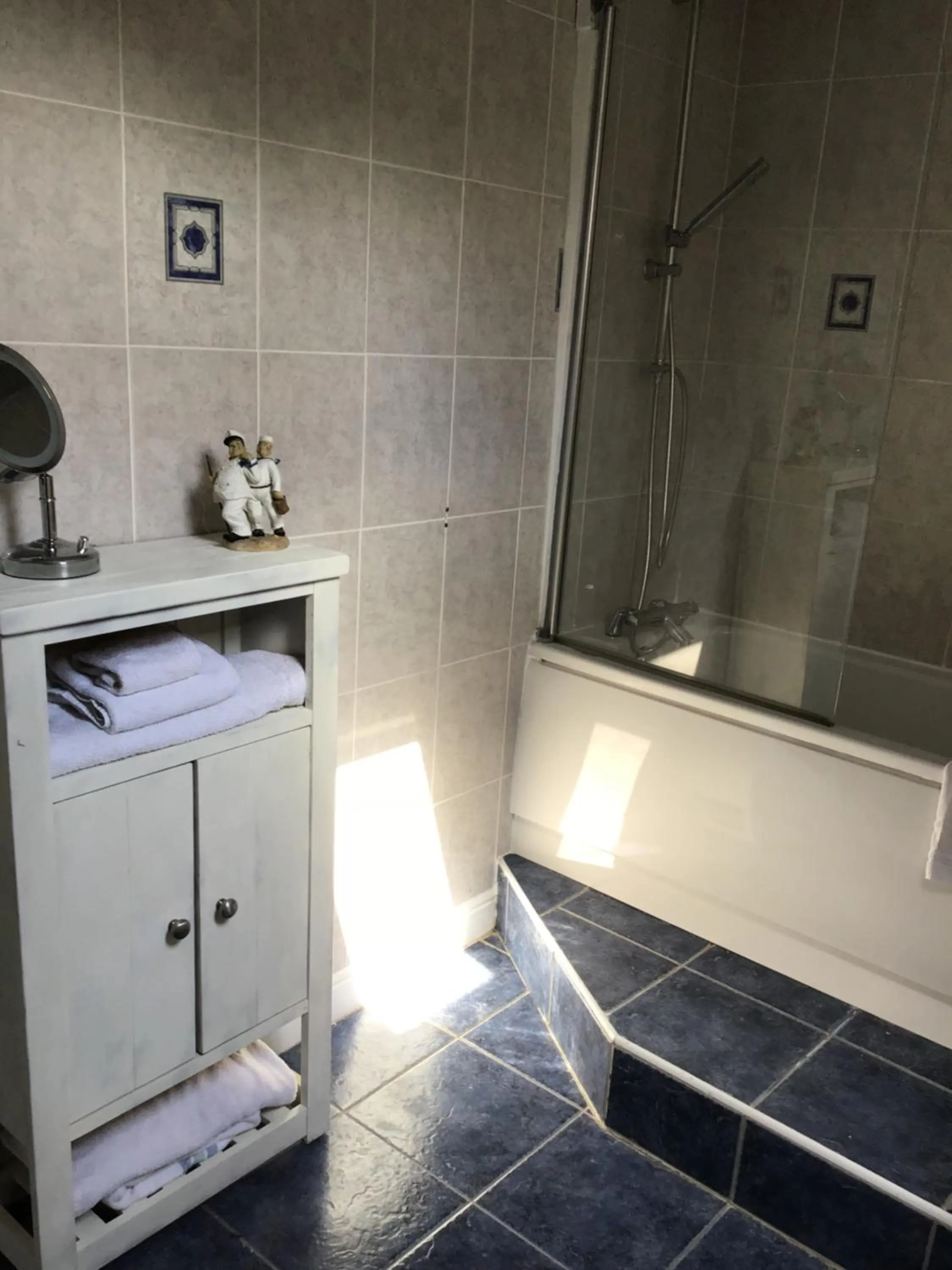 Bathroom in Little Lodge B&B Lutterworth