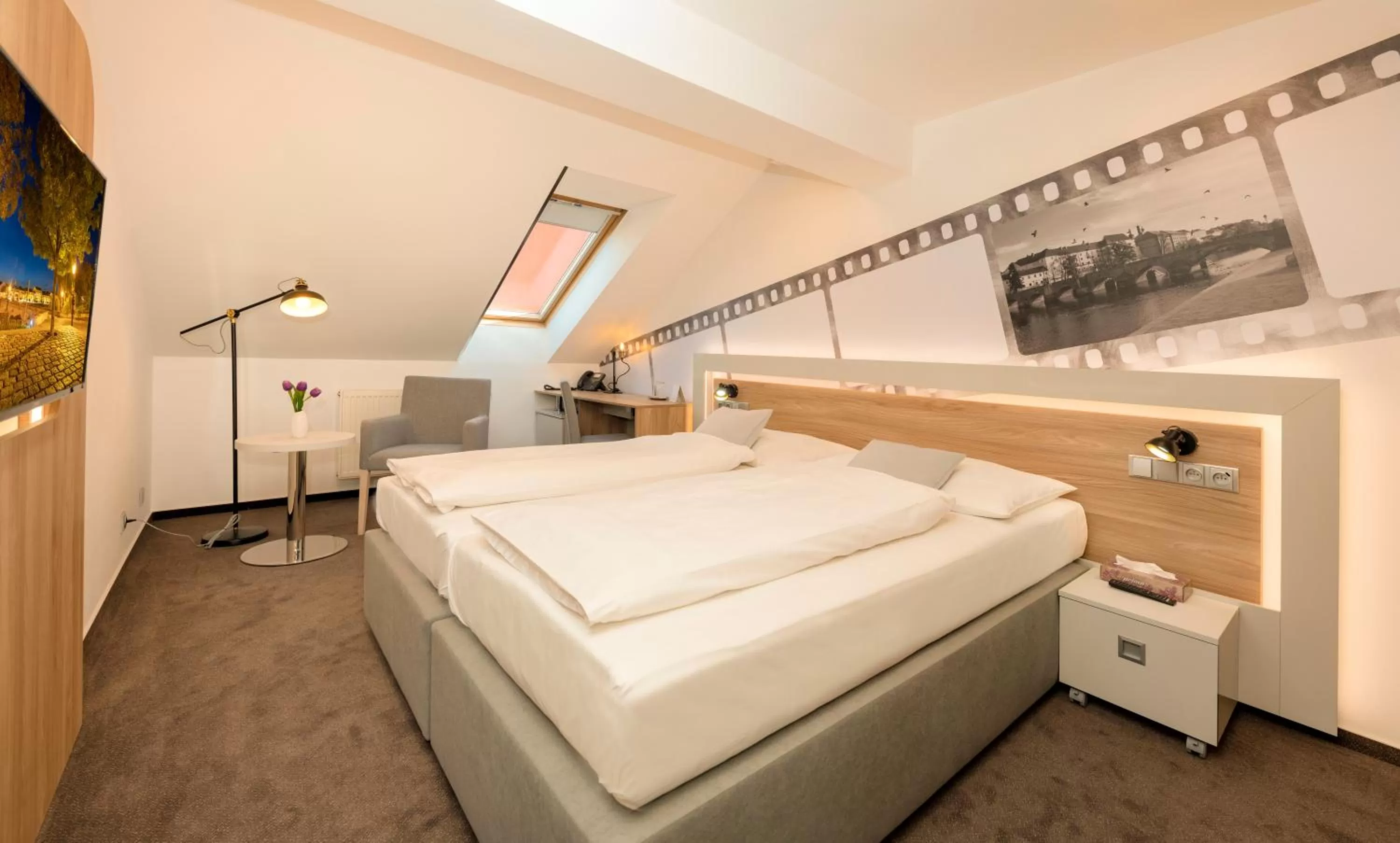 Bed in Hotel Biograf