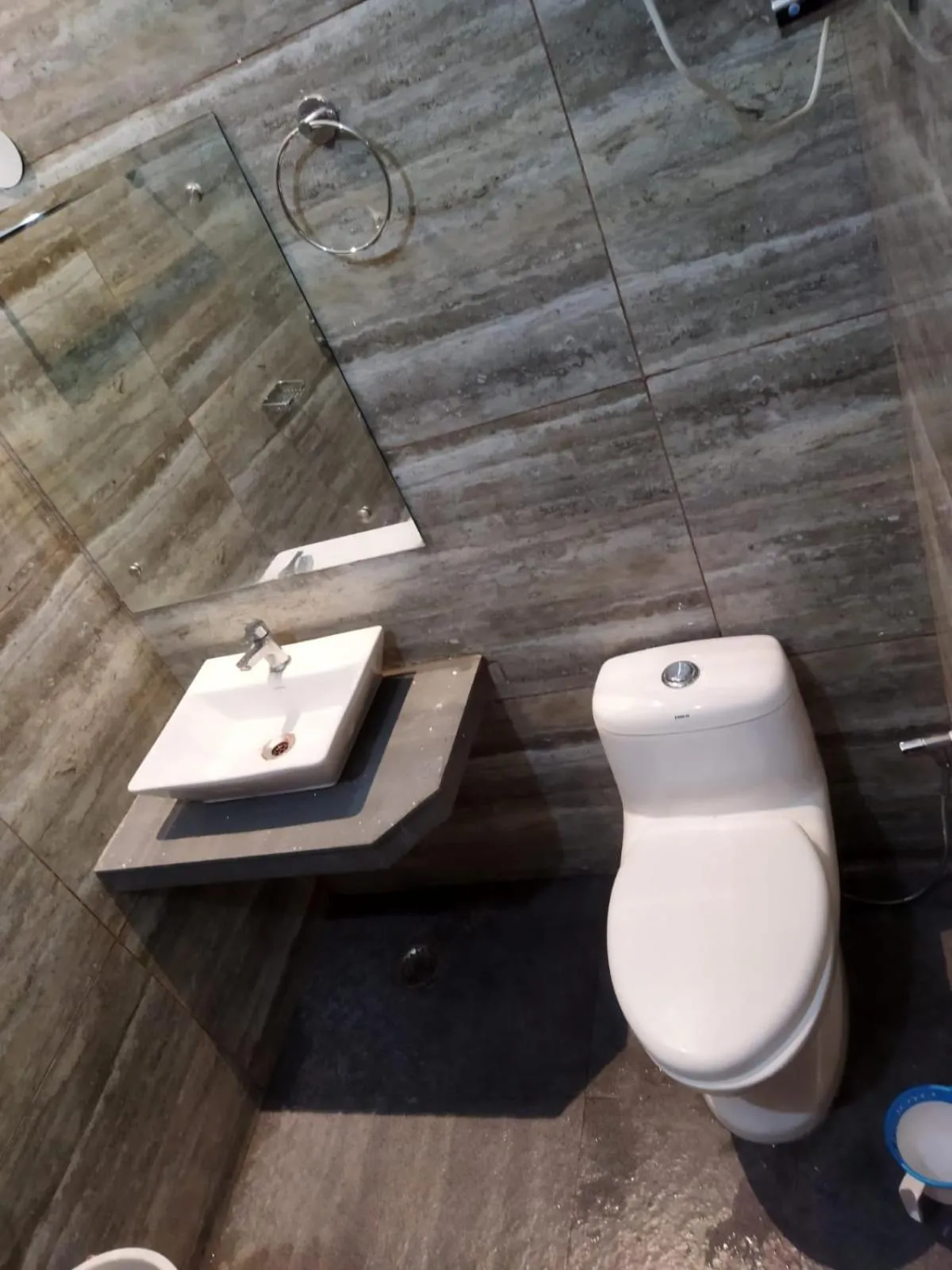 Bathroom in Sham Hotel