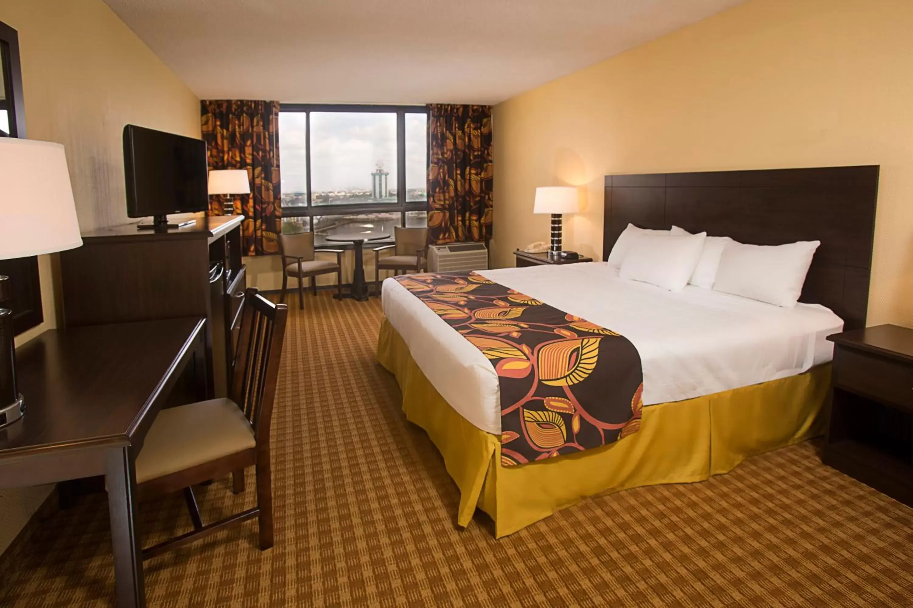 King Room (No Resort Fee) in Ramada Plaza by Wyndham Orlando Resort & Suites Intl Drive - Newly Renovated! King Room (No Resort Fee) in Ramada Plaza by Wyndham Orlando Resort & Suites Intl Drive - Newly Renovated!