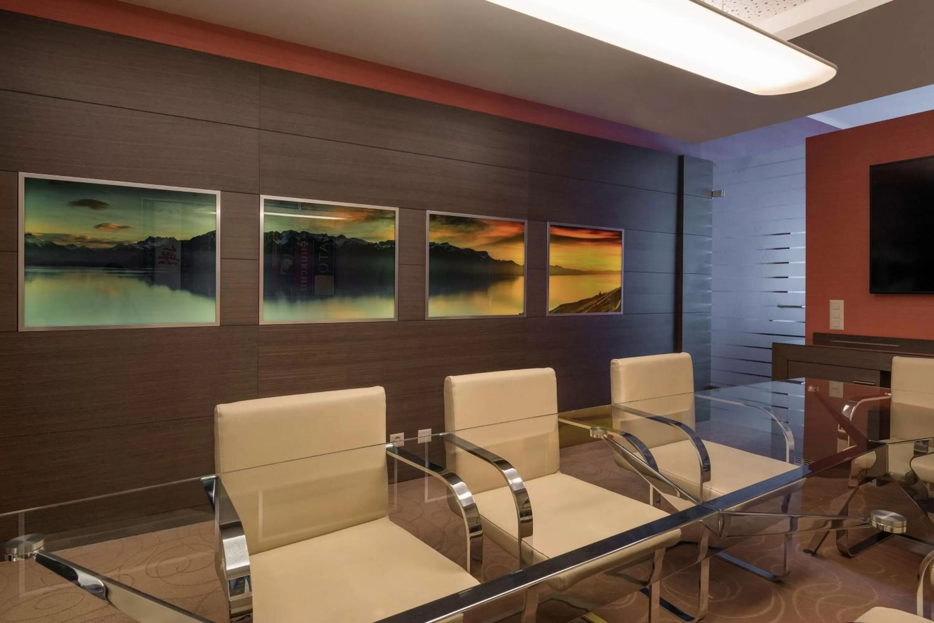 Bed in Hilton Geneva Hotel and Conference Centre