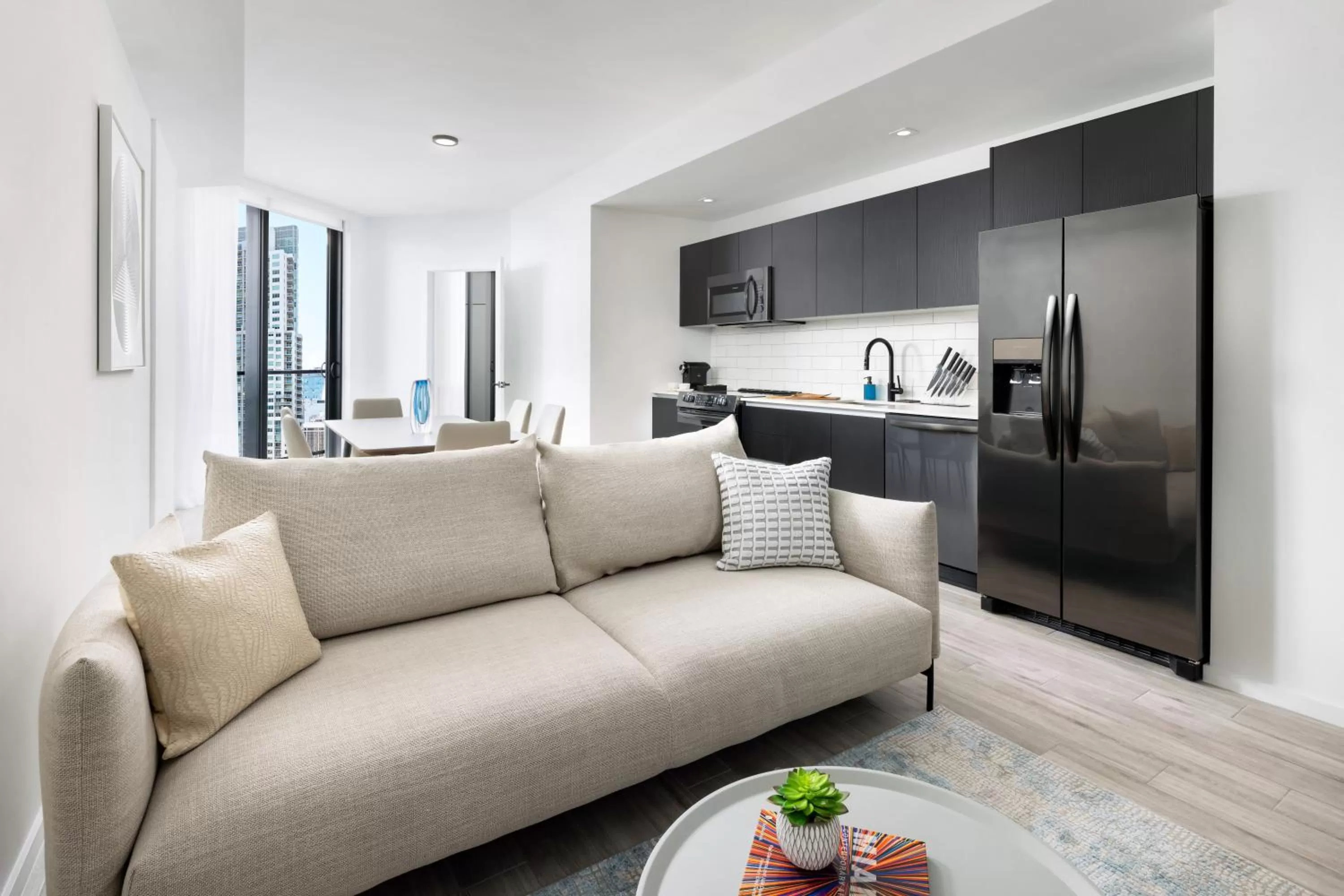 Kitchen or kitchenette in The Elser Hotel Miami - An All-Suite Hotel