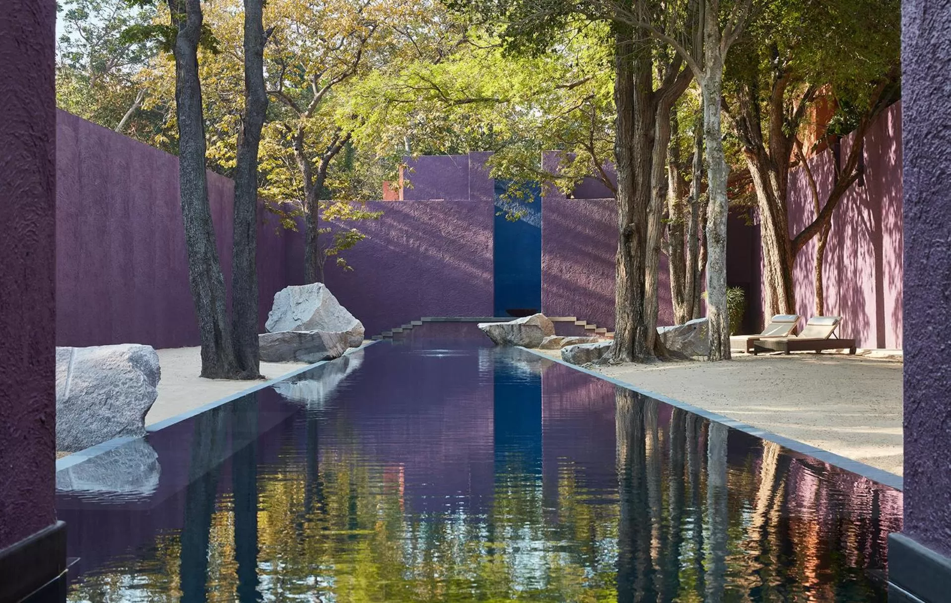 Swimming pool in Hyatt Regency Hua Hin