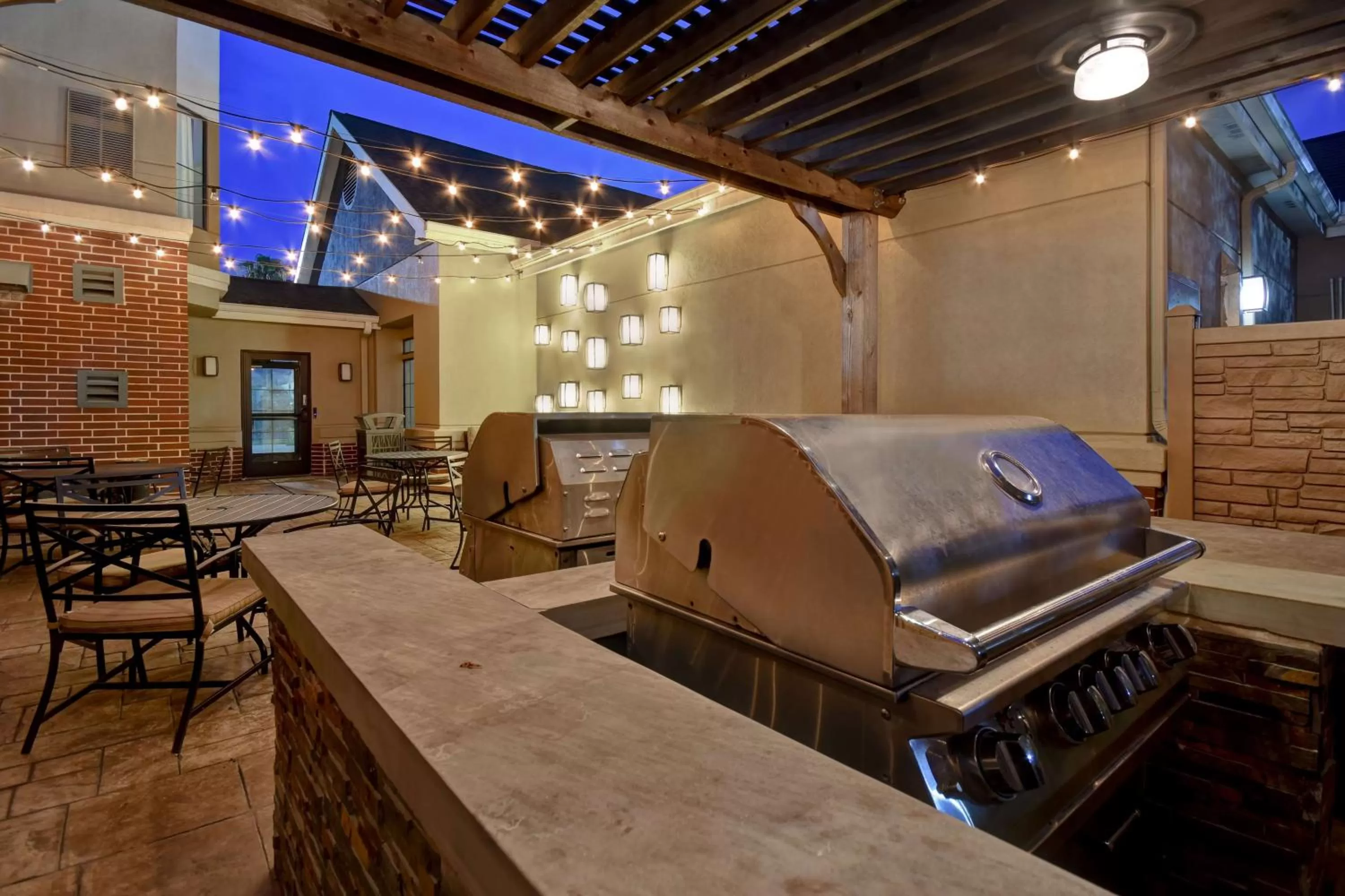 Property building in Homewood Suites By Hilton HOU Intercontinental Airport