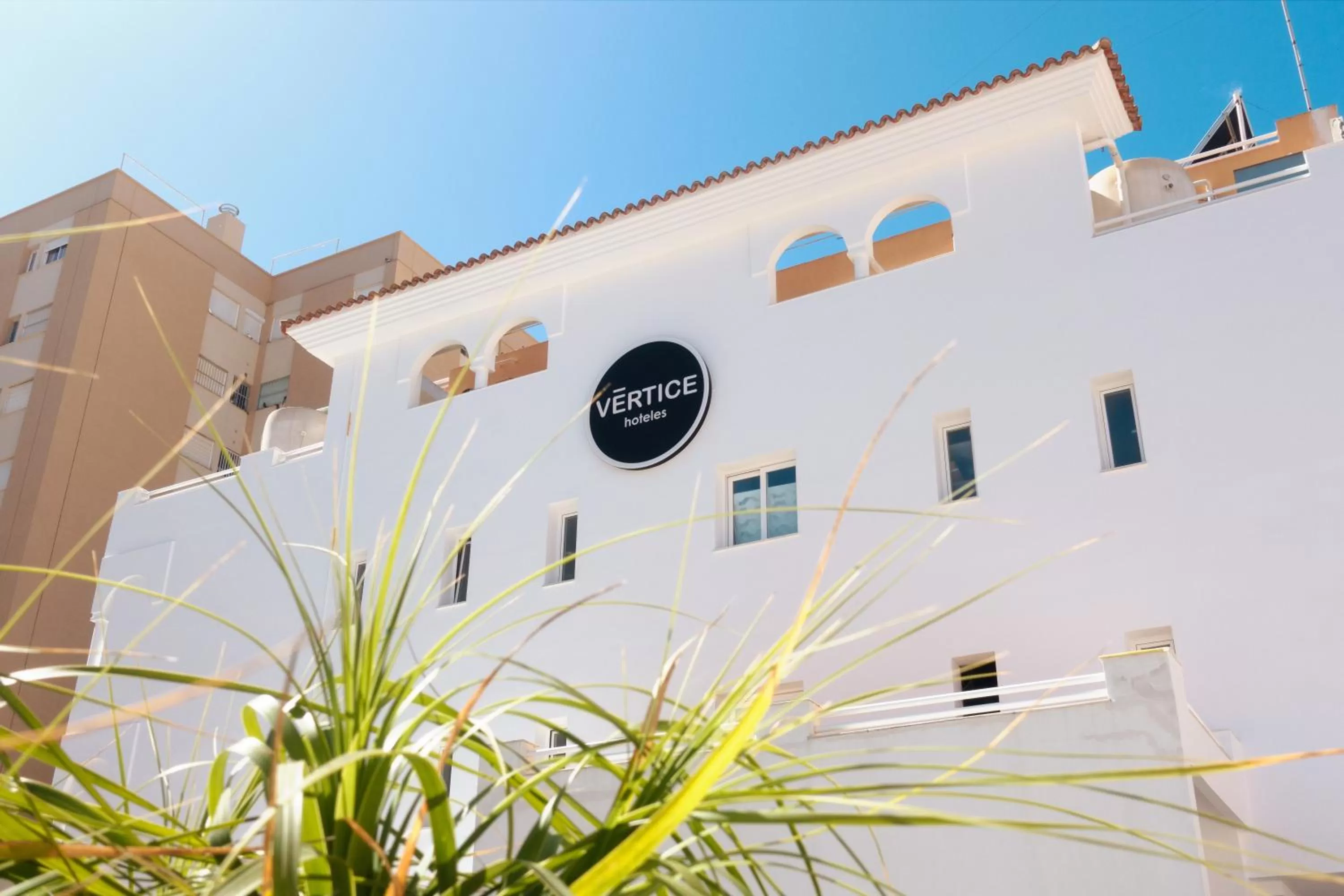 Facade/entrance in Hotel Vértice Chipiona Mar