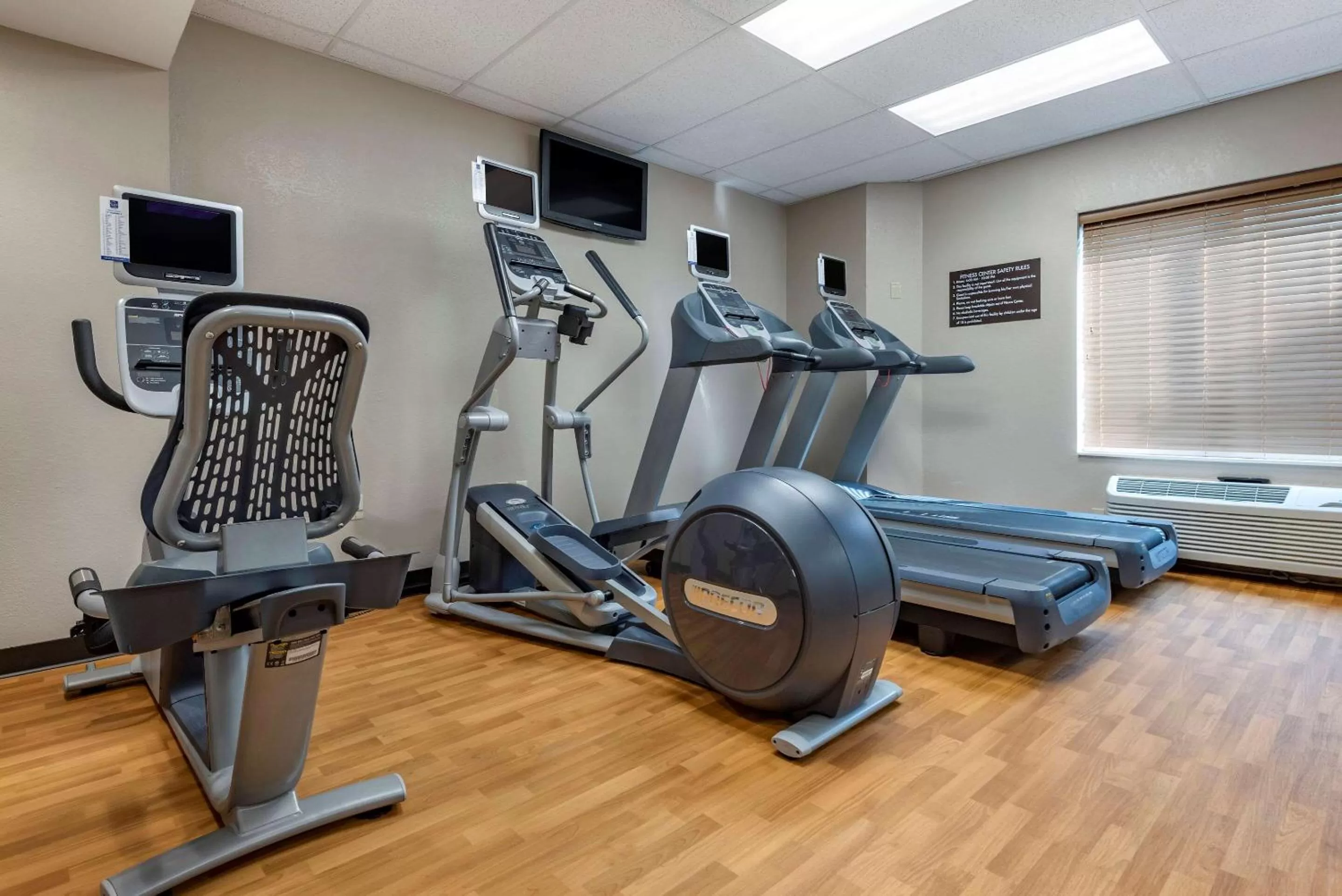 Fitness centre/facilities in Sleep Inn Amherst - Buffalo North near University