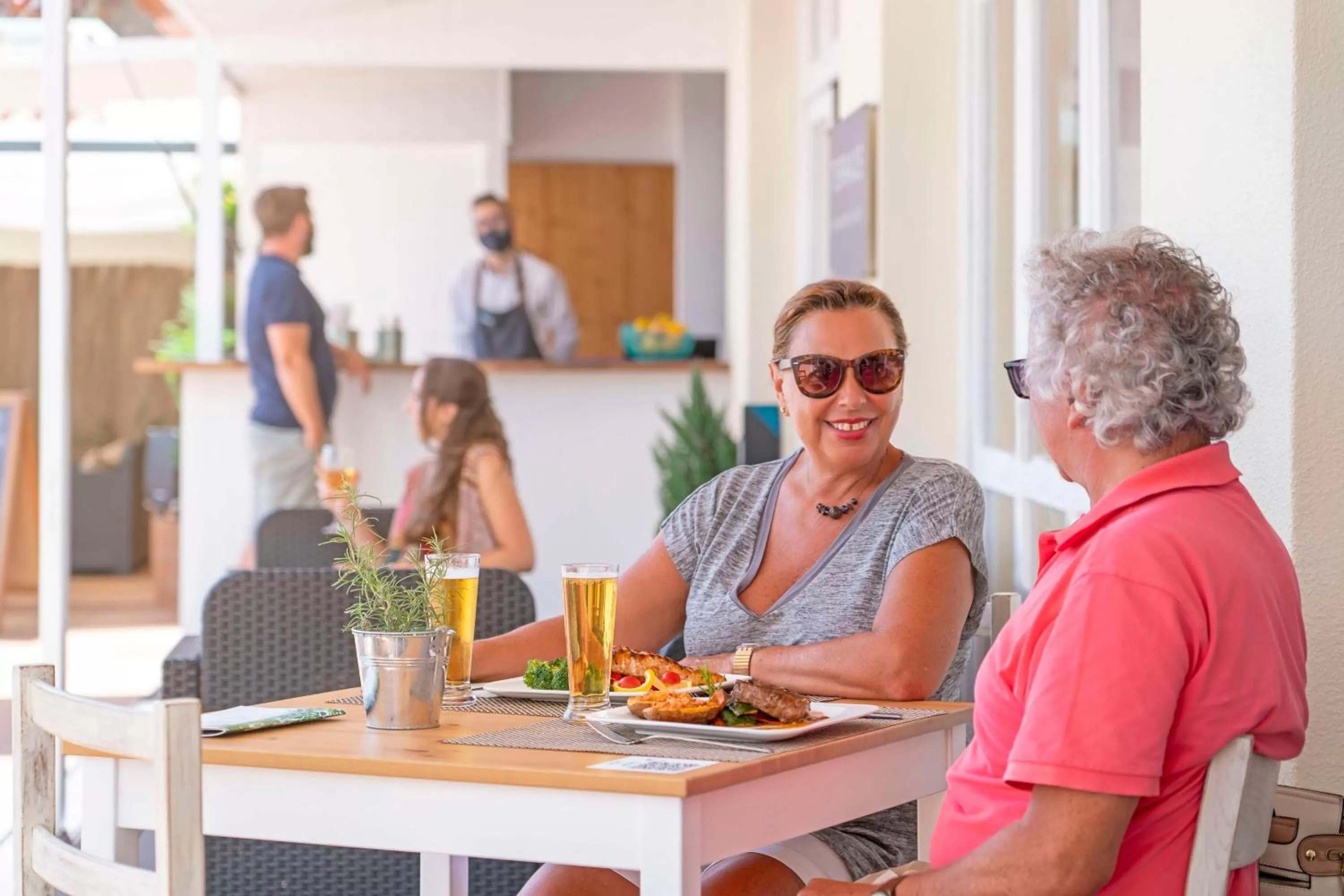 Restaurant/places to eat in Dorisol Estrelicia Hotel