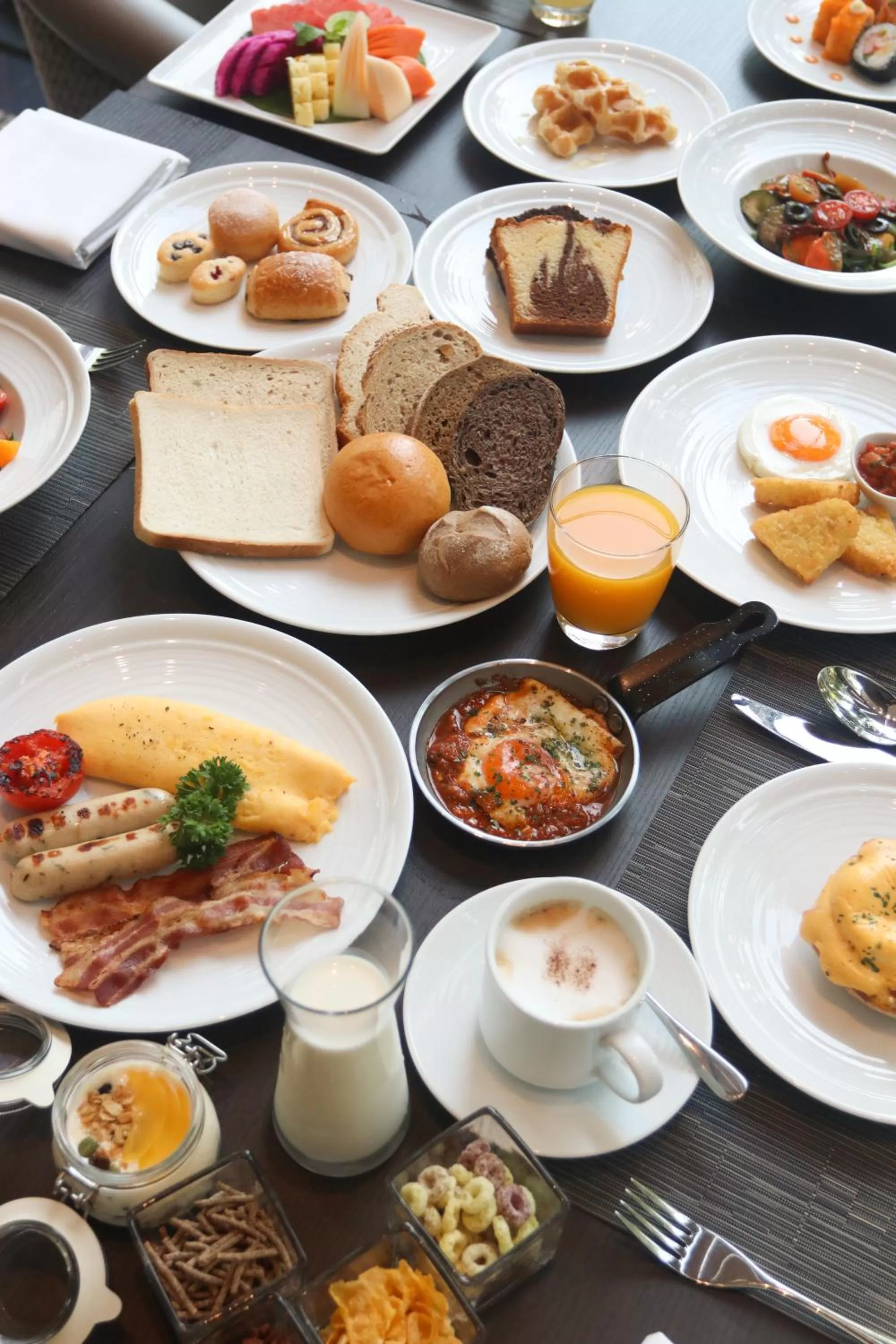 Breakfast in Chatrium Grand Bangkok