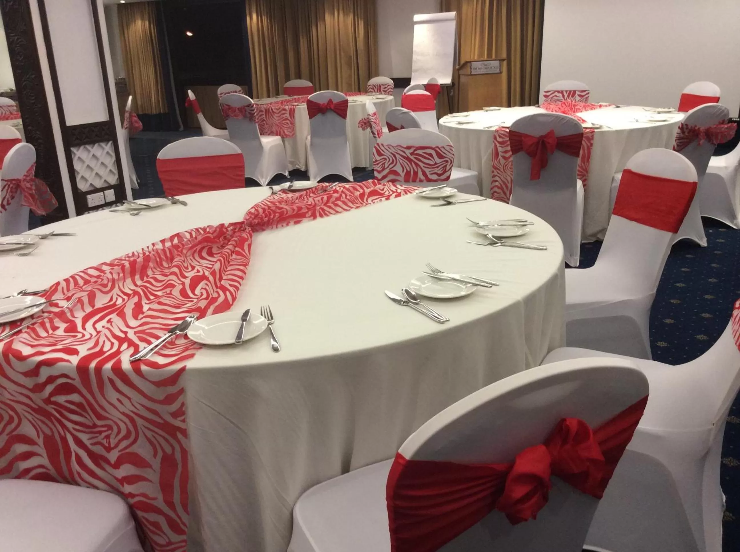 Business facilities in The Heron By Sarovar Portico India