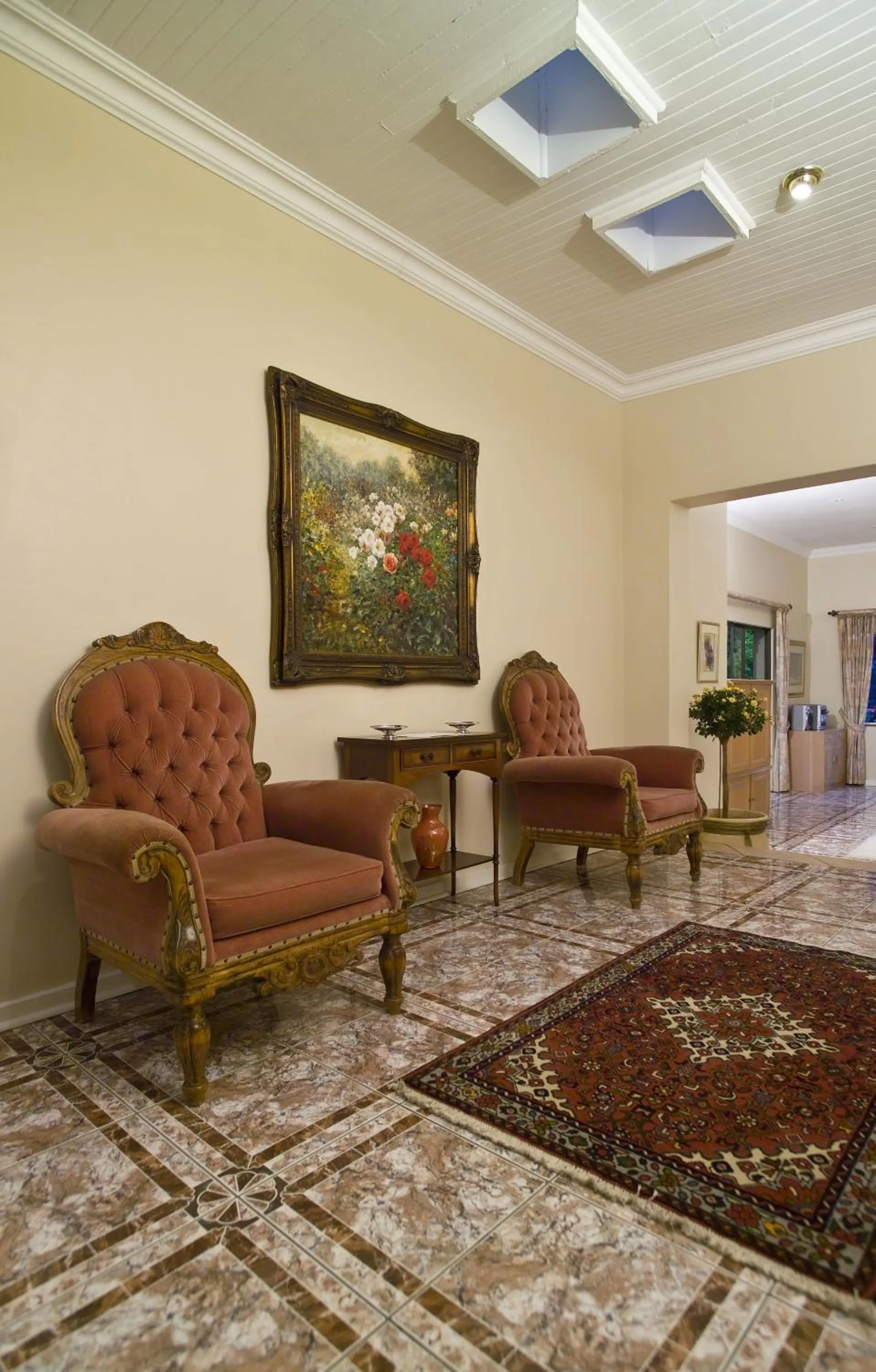 Lobby or reception in Royal Ridge Guesthouse