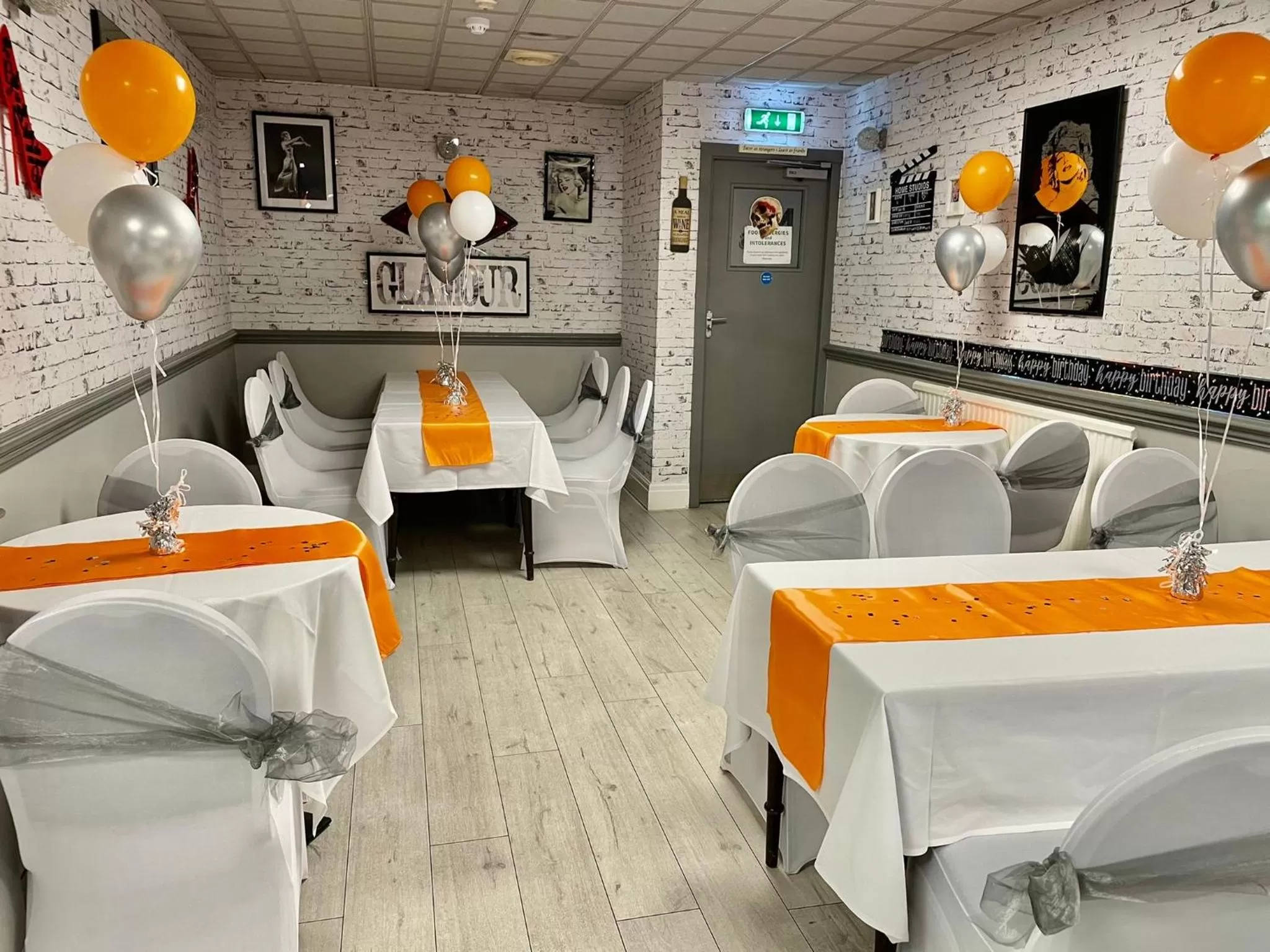 Banquet/Function facilities, Restaurant/Places to Eat in The Sandringham Court Hotel & Sports Bar-Groups Welcome here-High Speed Wi-Fi