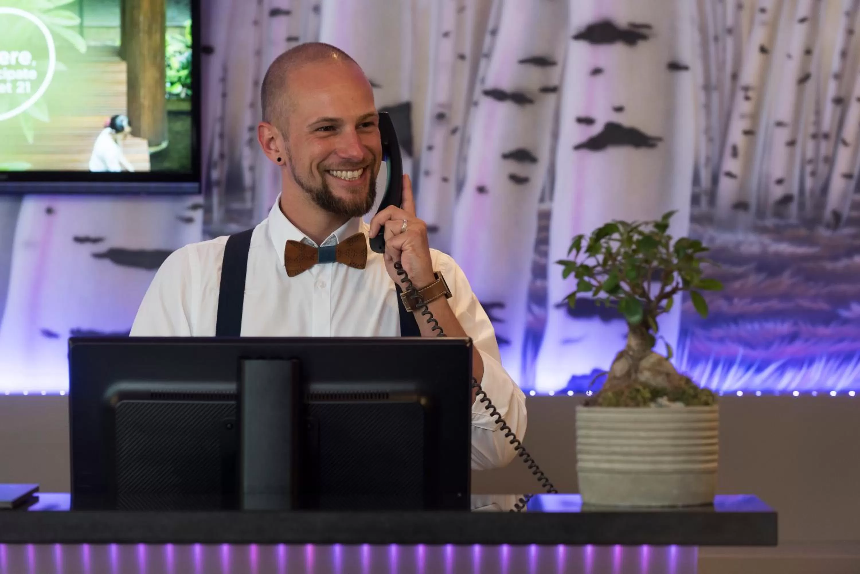 Lobby or reception in Mercure Düsseldorf Airport