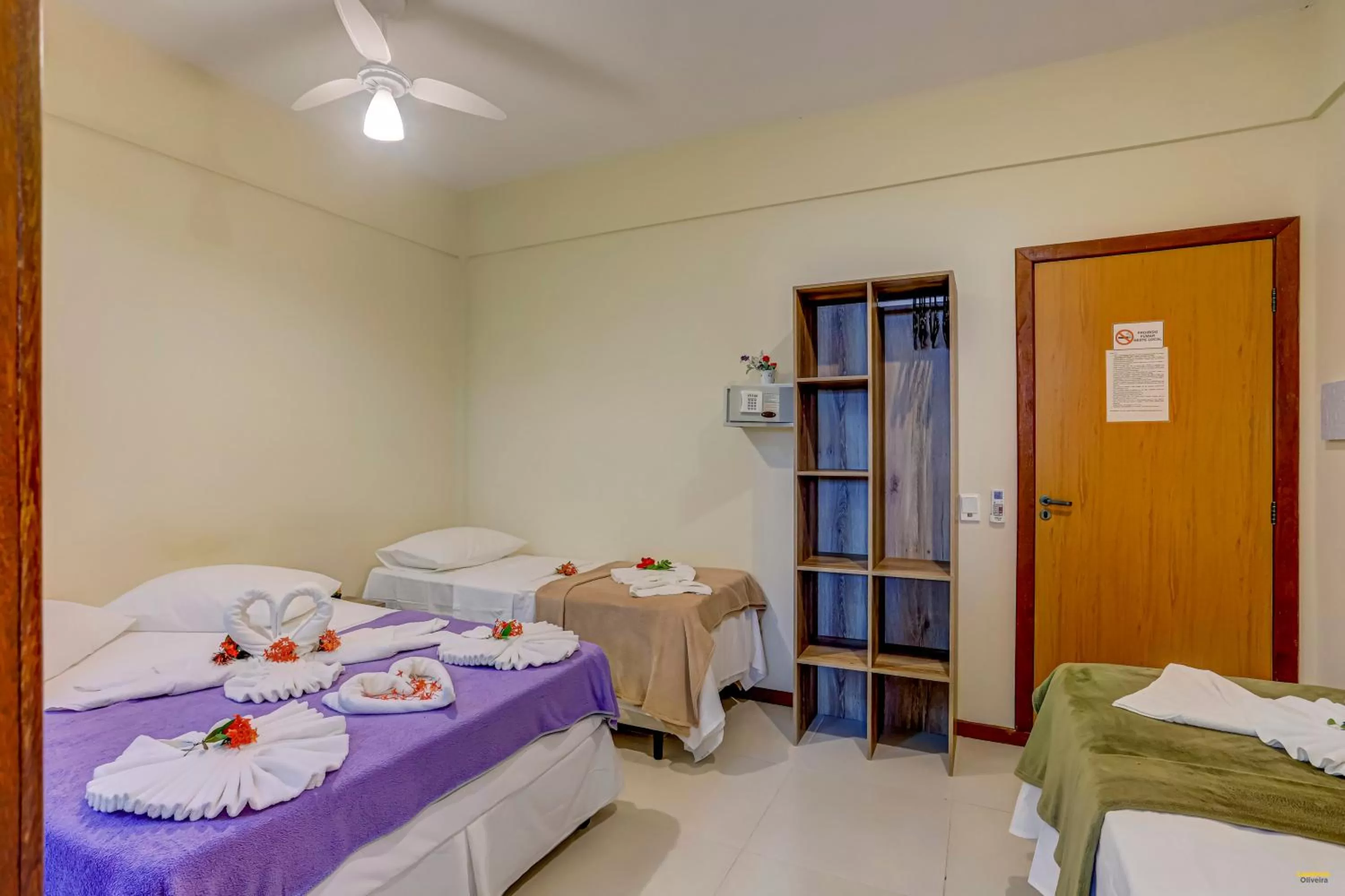 Photo of the whole room, Bed in i9 Quixaba Flat