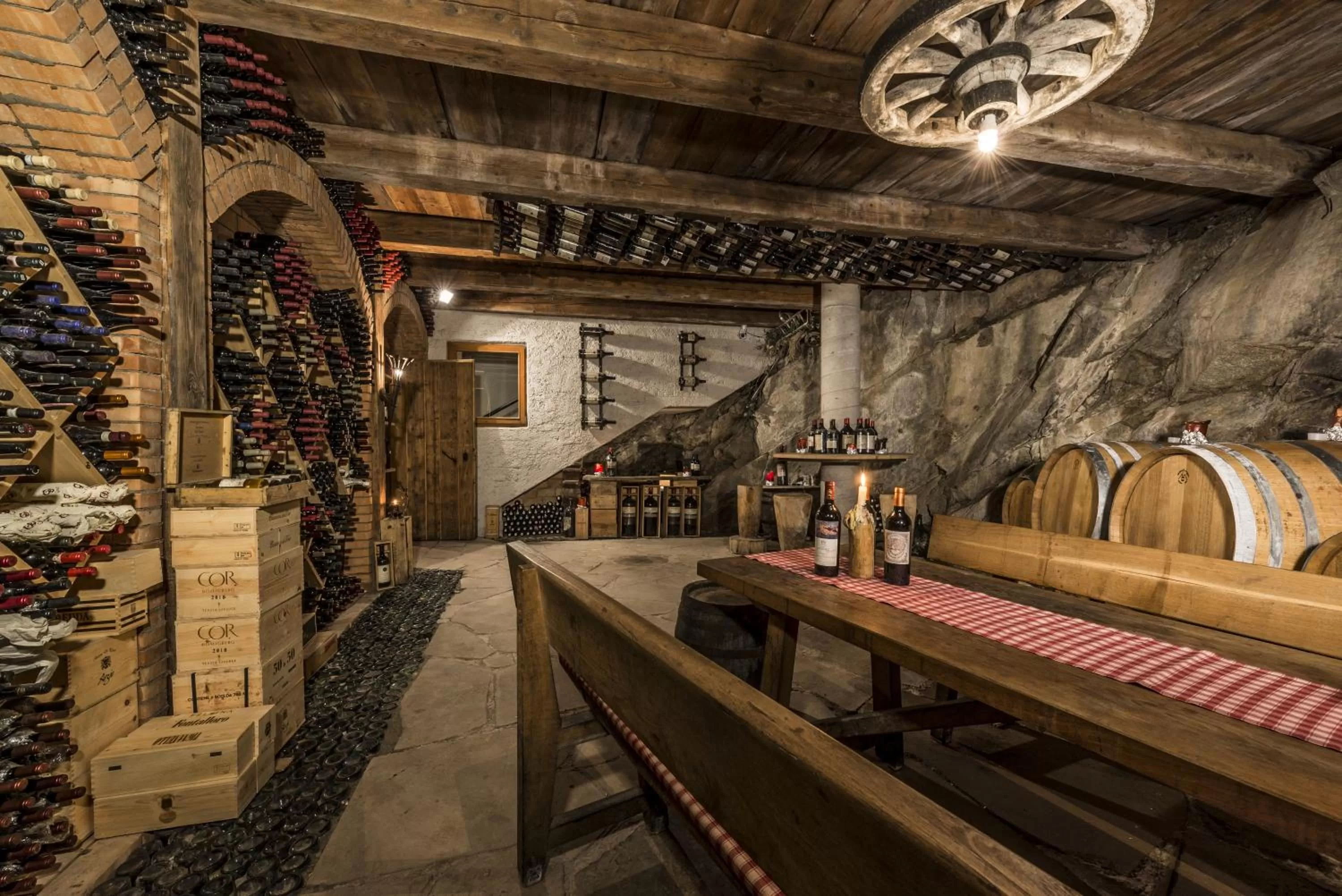 Lounge or bar in Schenna Resort