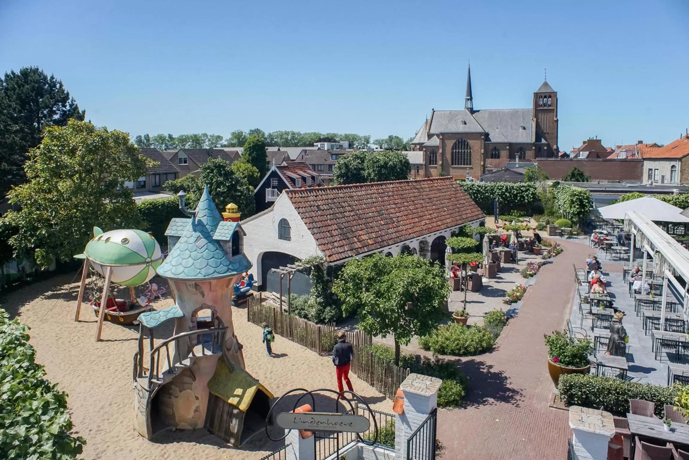 Restaurant/places to eat in De Lindenhoeve Boutique Hotel