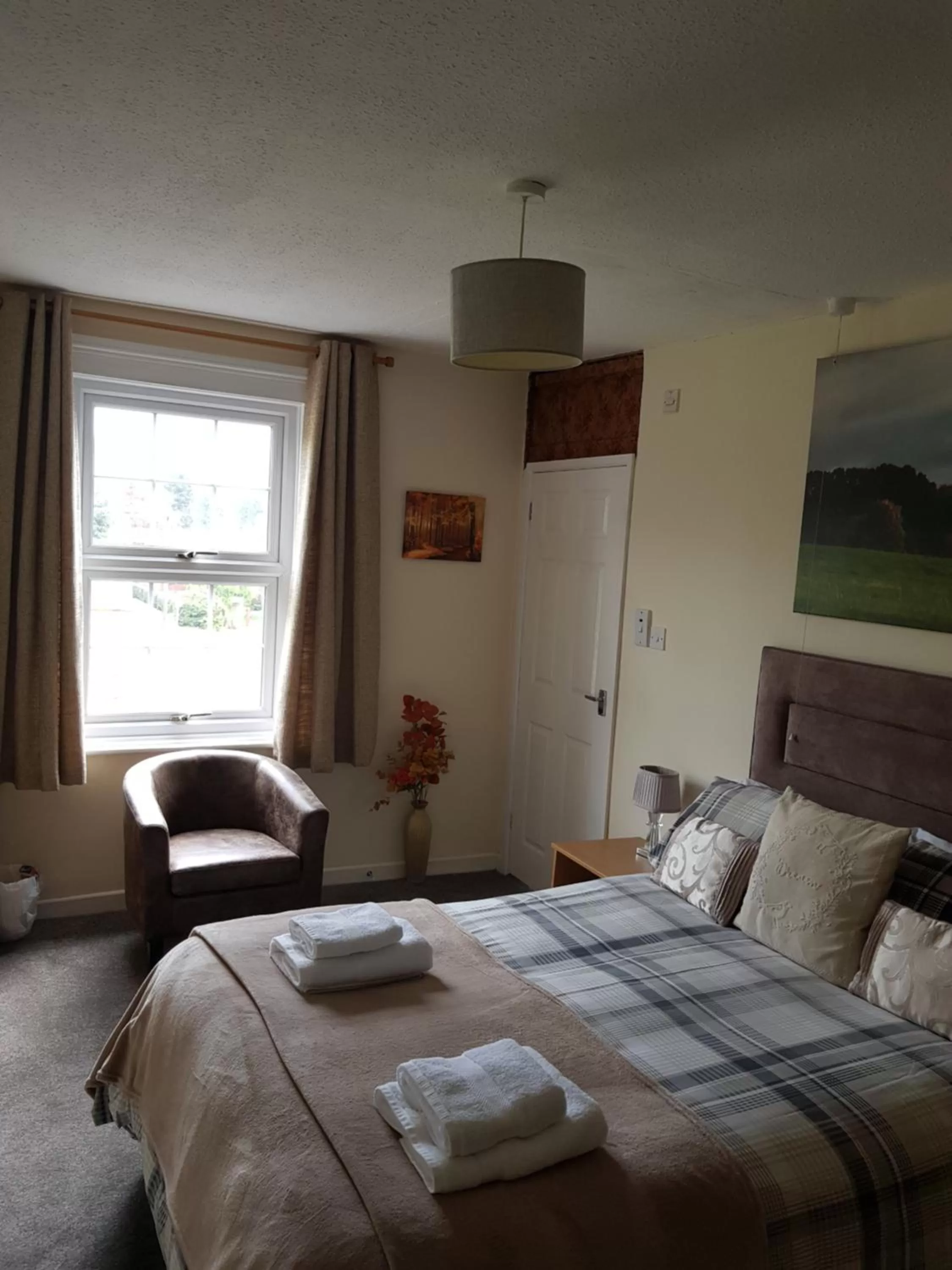 Deluxe Double Room in The Chase Inn