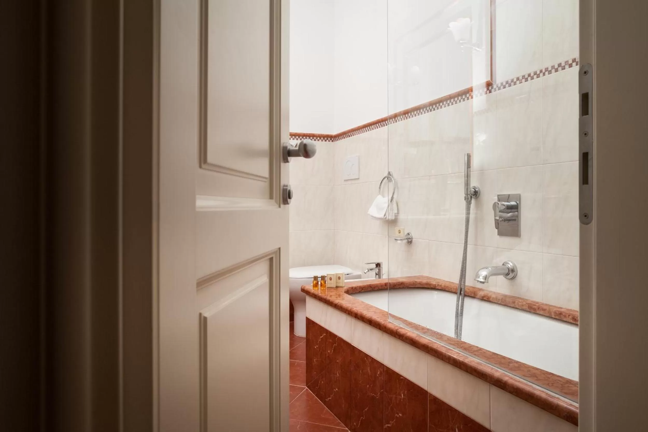 Bathroom in Hotel Executive