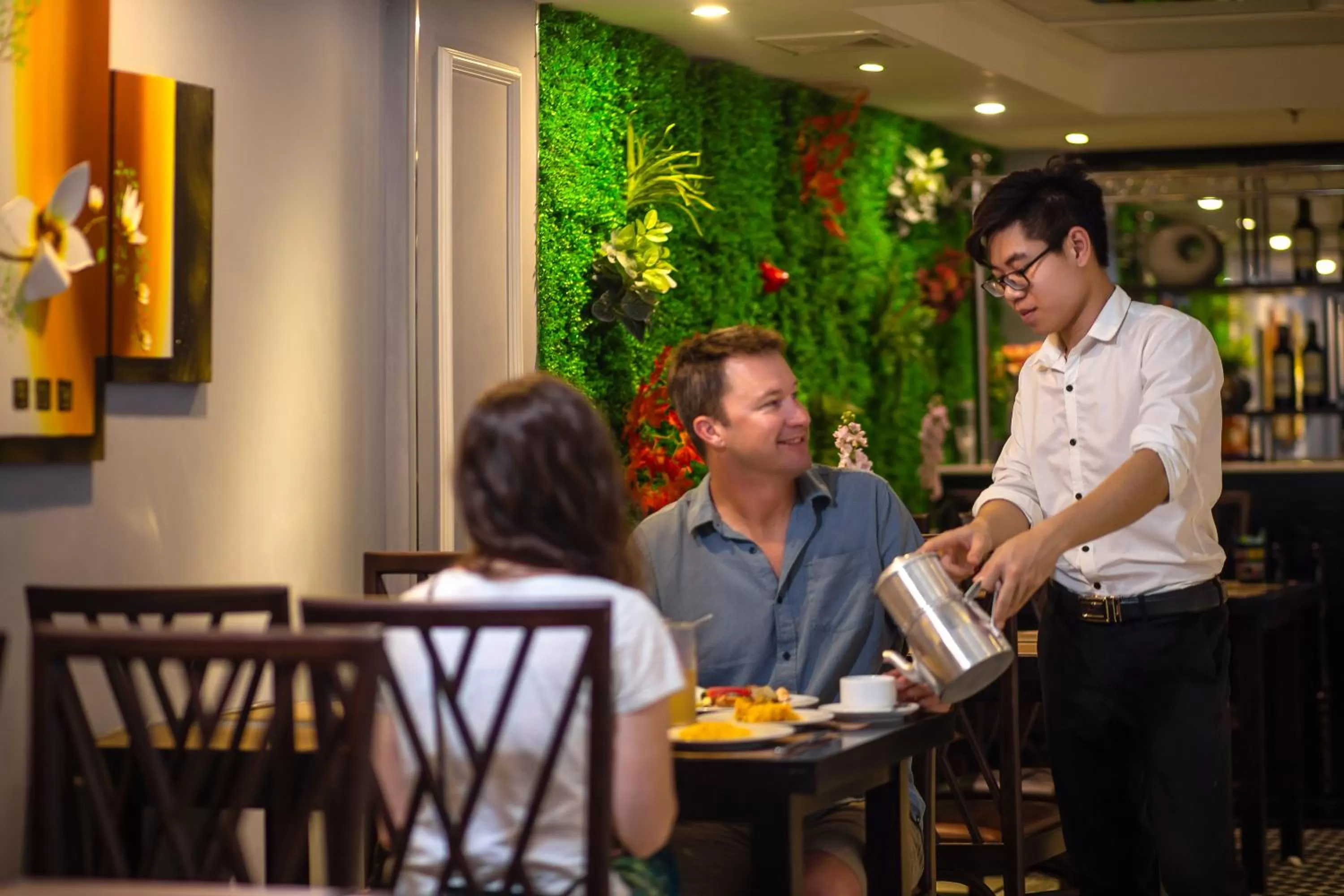 Staff in 22land Residence Hotel 71 Hang Bong Premium