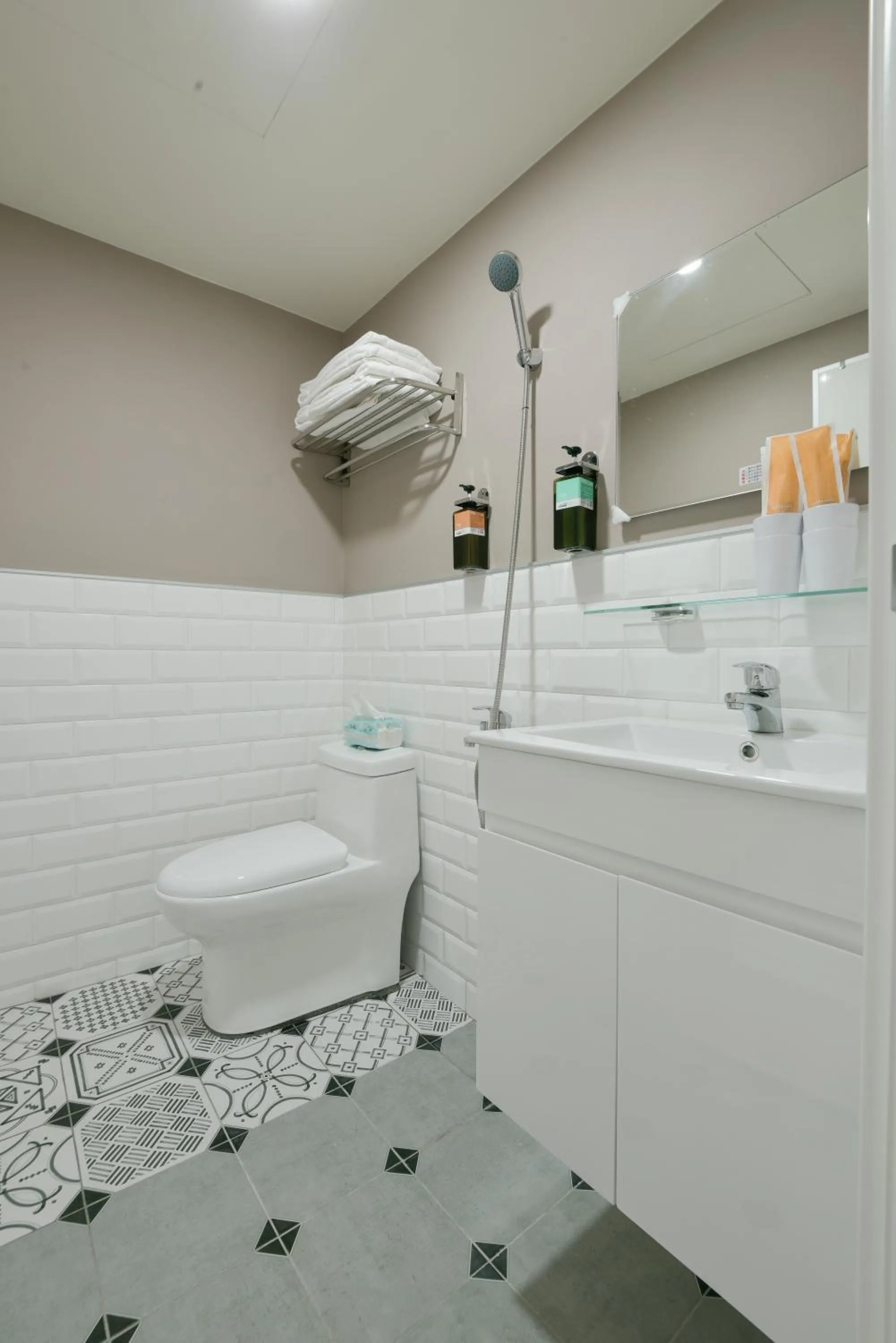 Bathroom in Fengjia Magpie Hostel