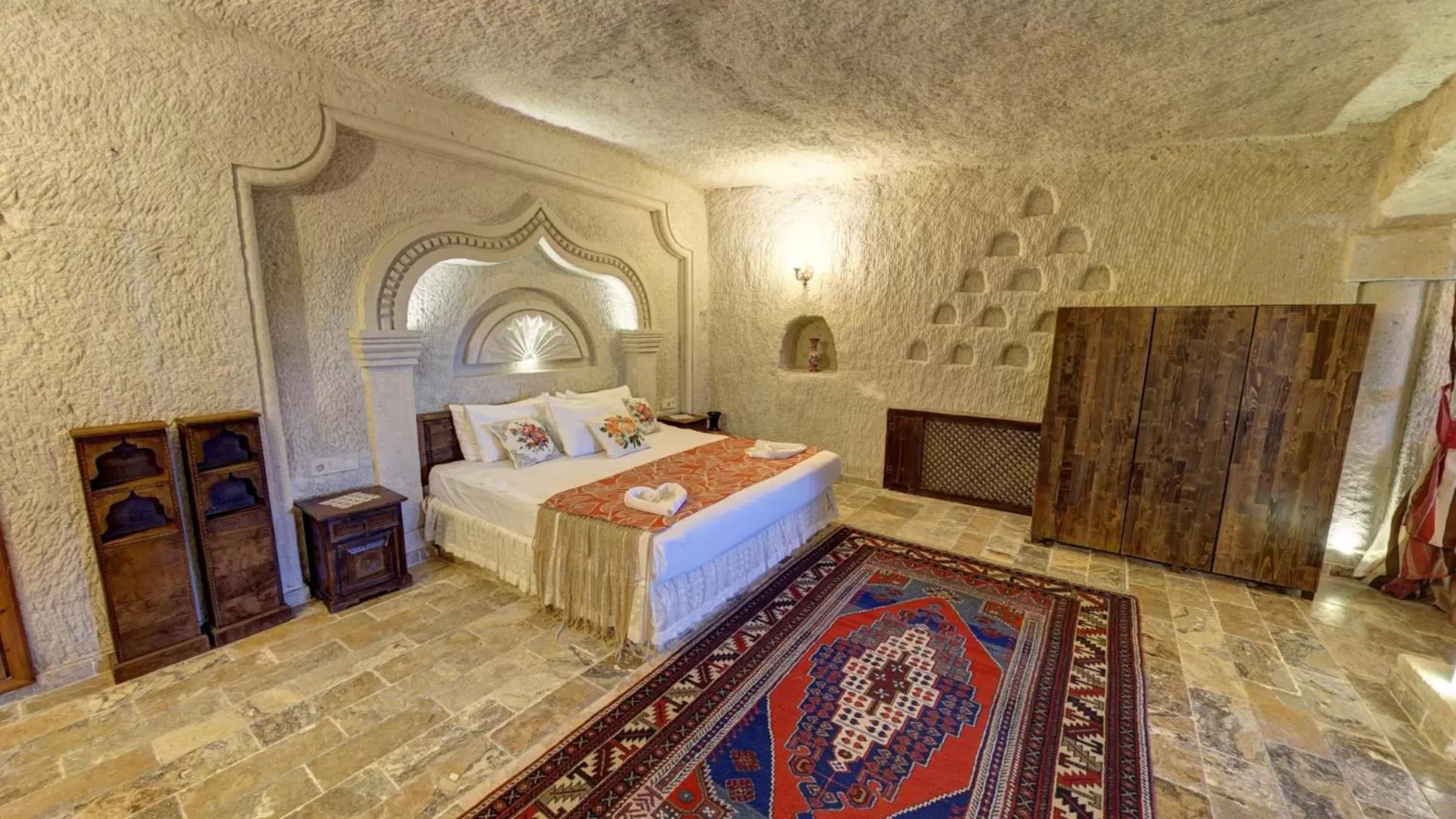 Bed in Roc Of Cappadocia