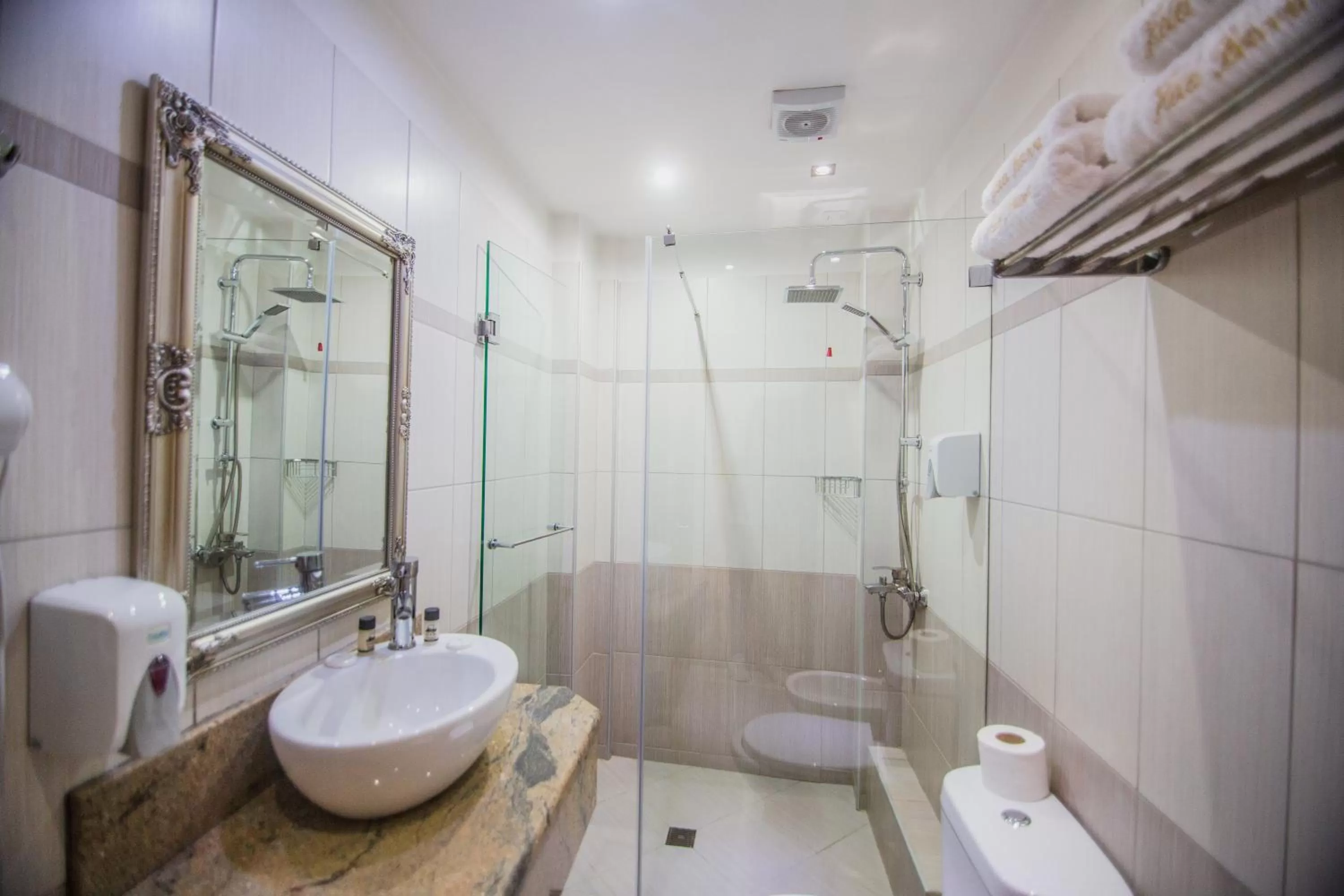 Christi's Hotel Borova