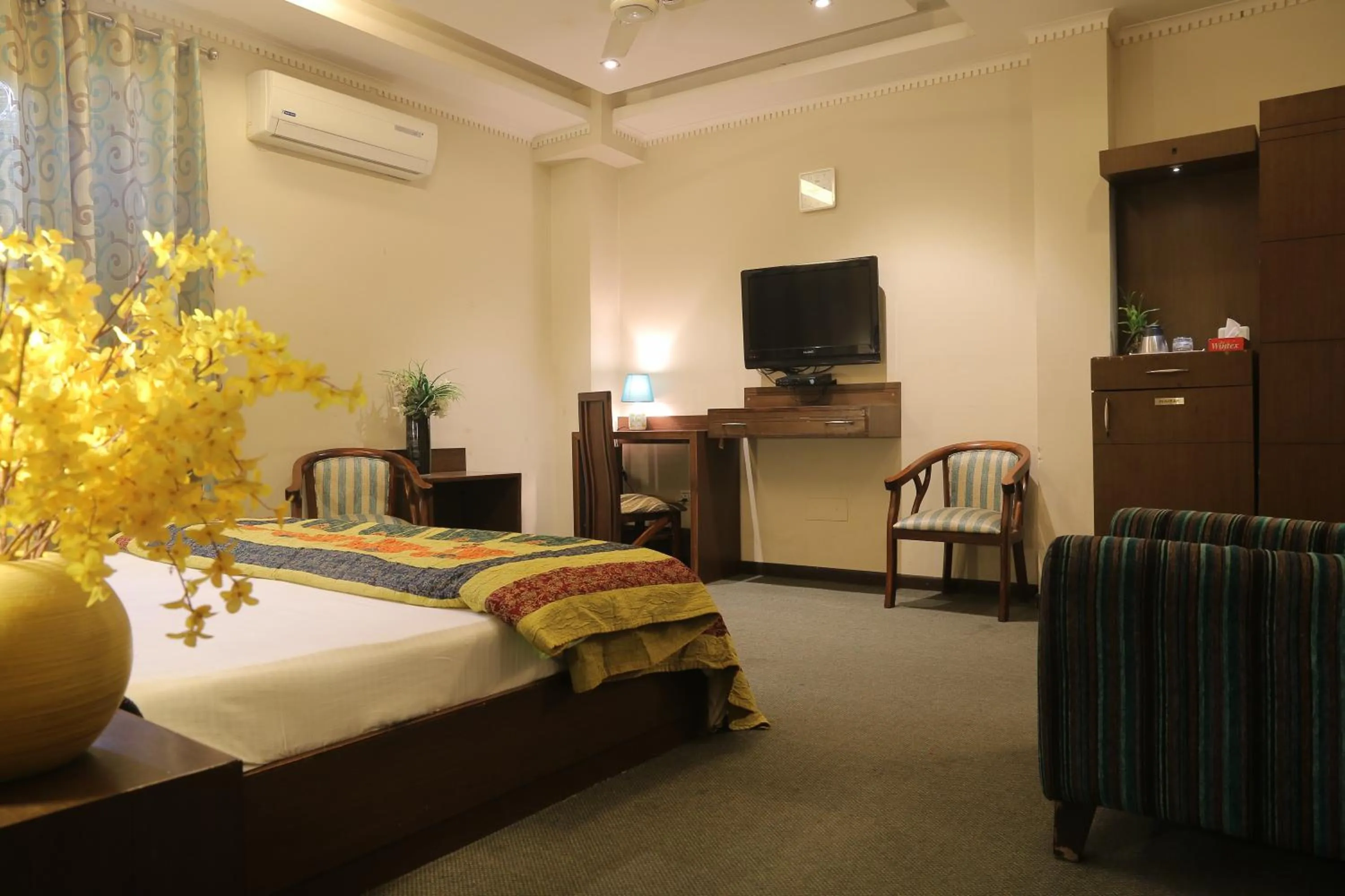 Bed in Hotel City Premier - Near Galleria Market , Super Mart-1 DLF Gurgaon