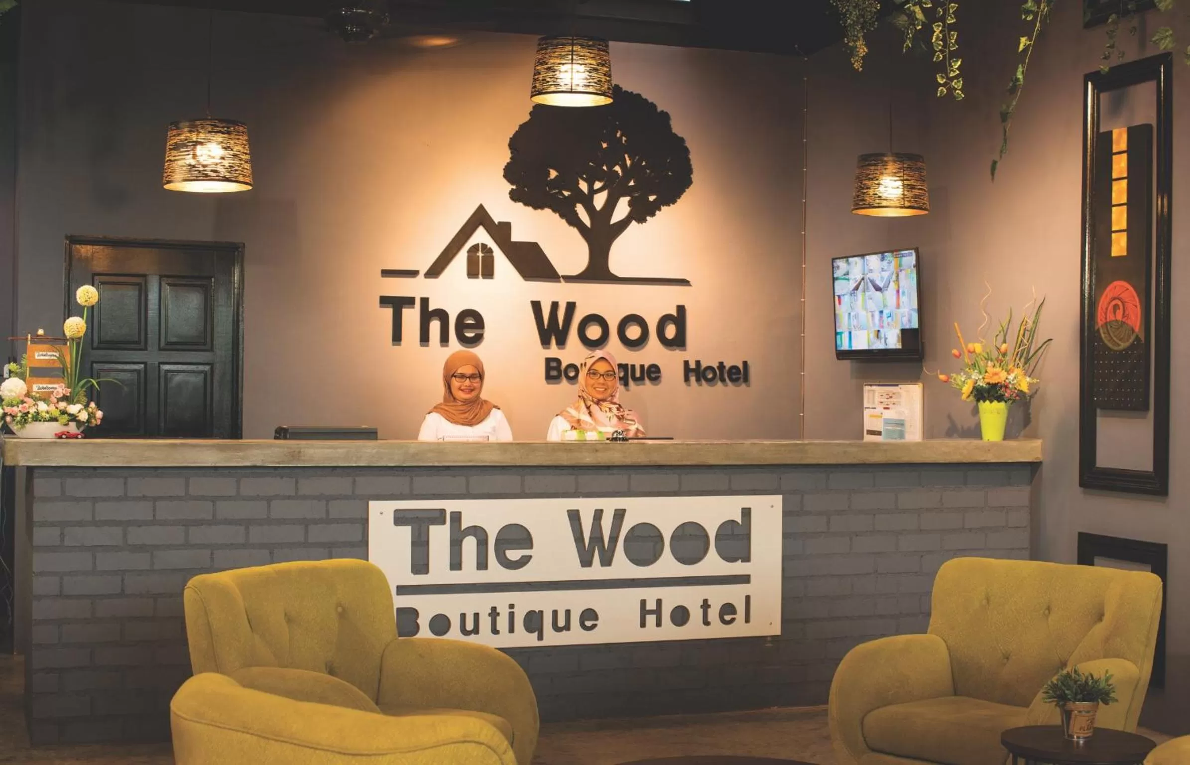 Lobby or reception in THE WOOD BOUTIQUE HOTEL