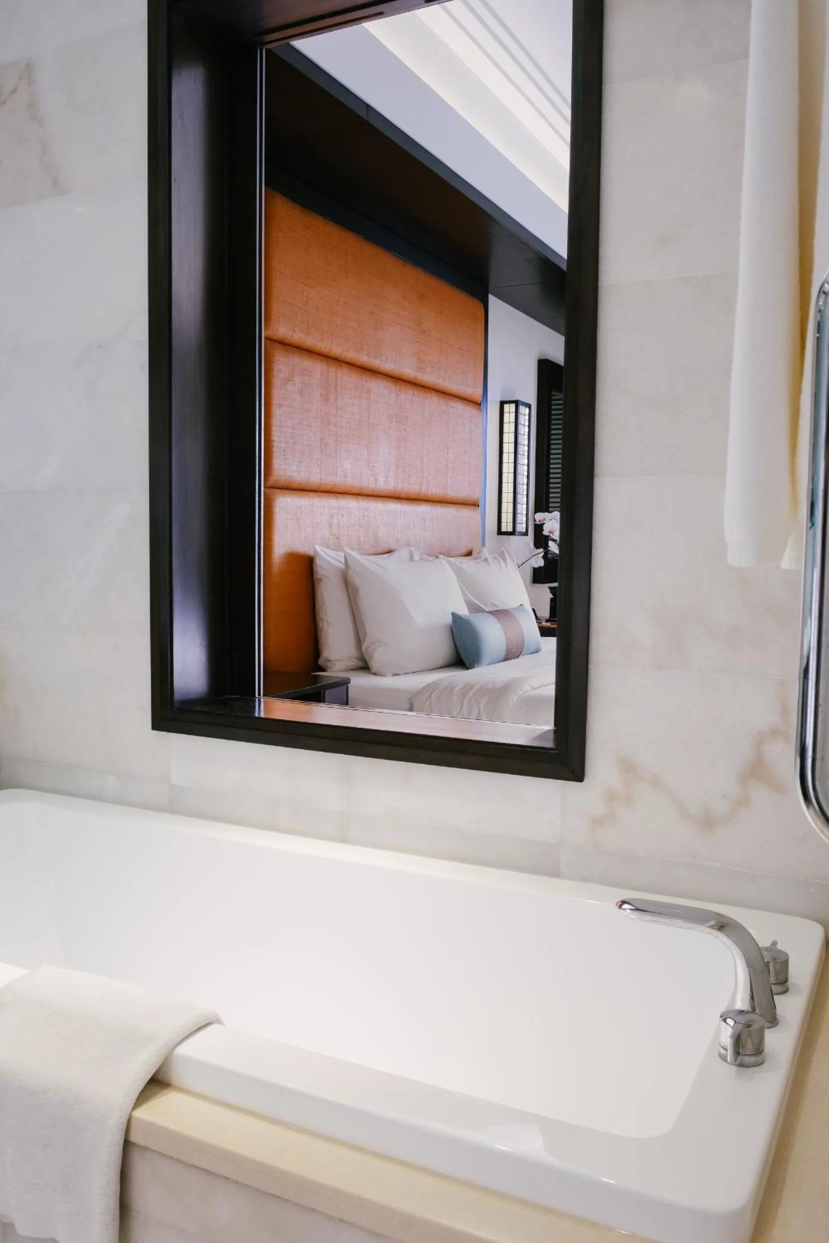 Bath in BE Grand Resort, Bohol