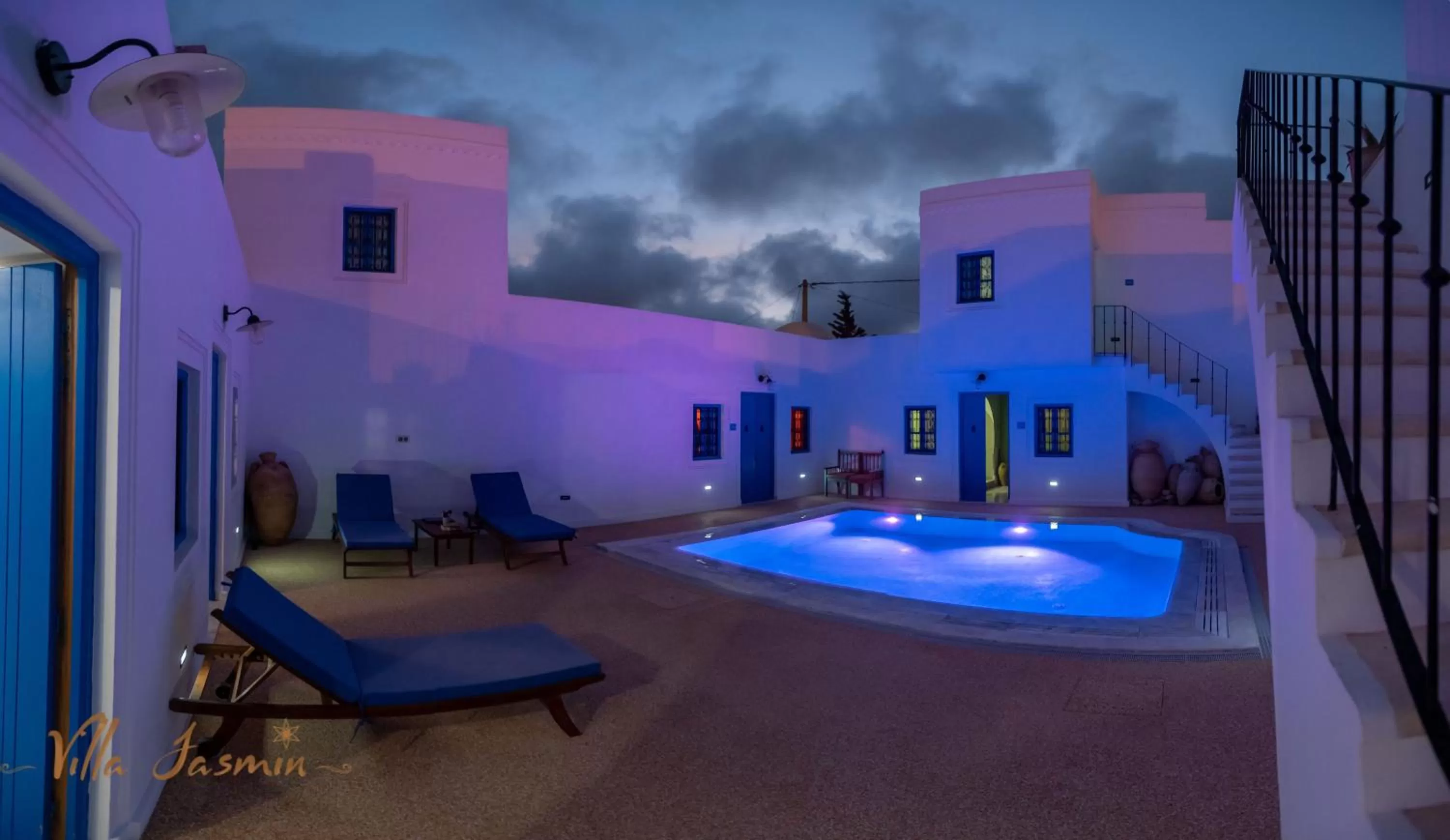 Swimming pool in Villa Jasmin