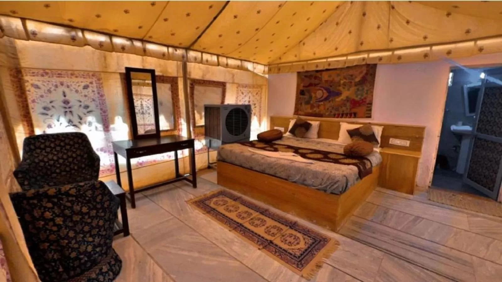 Property building in Rumis Desert Camp and Resort