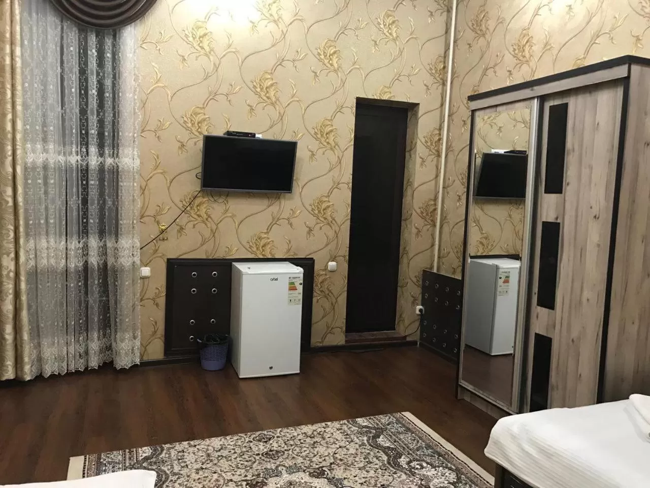 TV/Entertainment Center in Real Tashkent