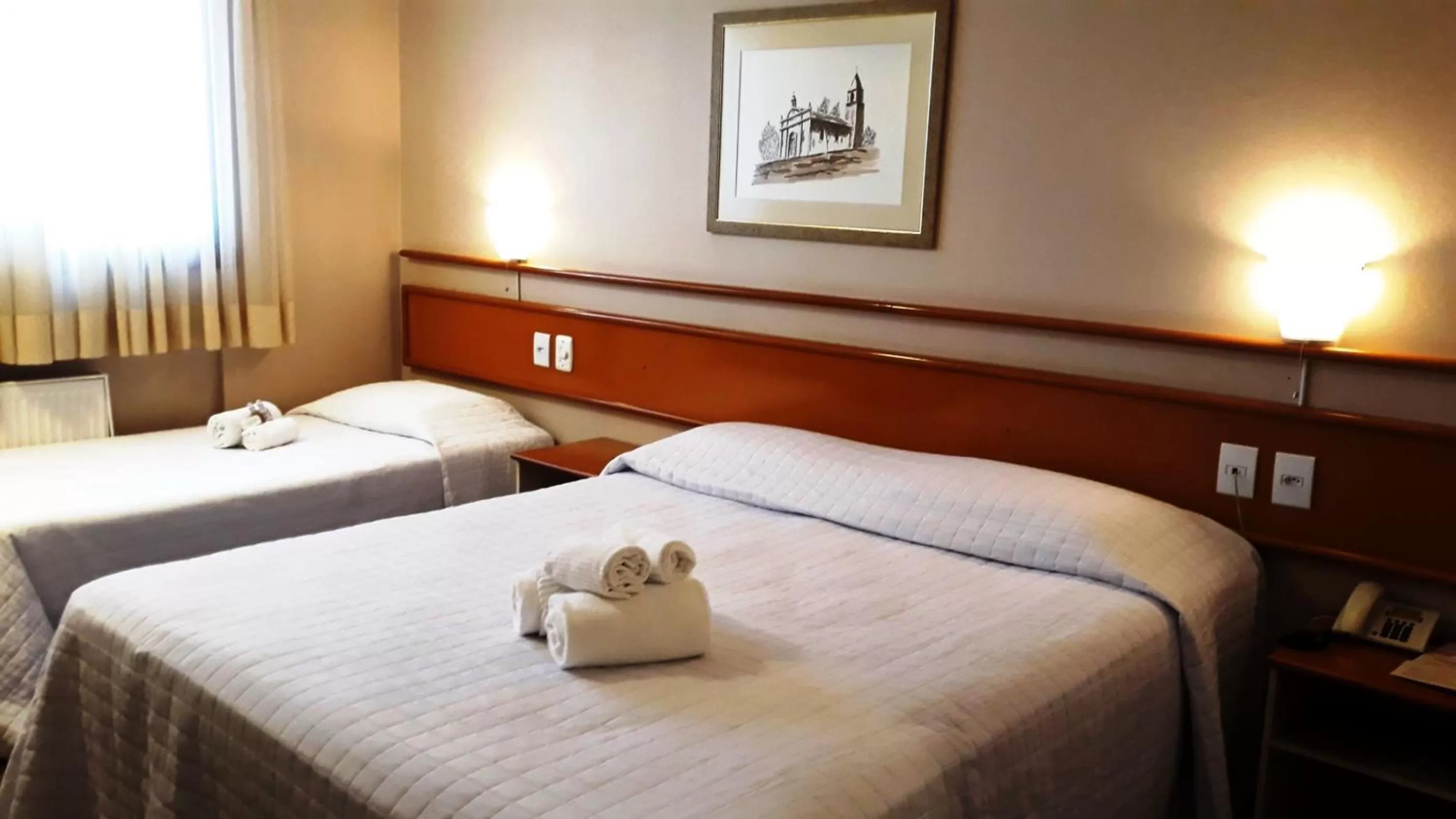 Bed in Farina Park Hotel