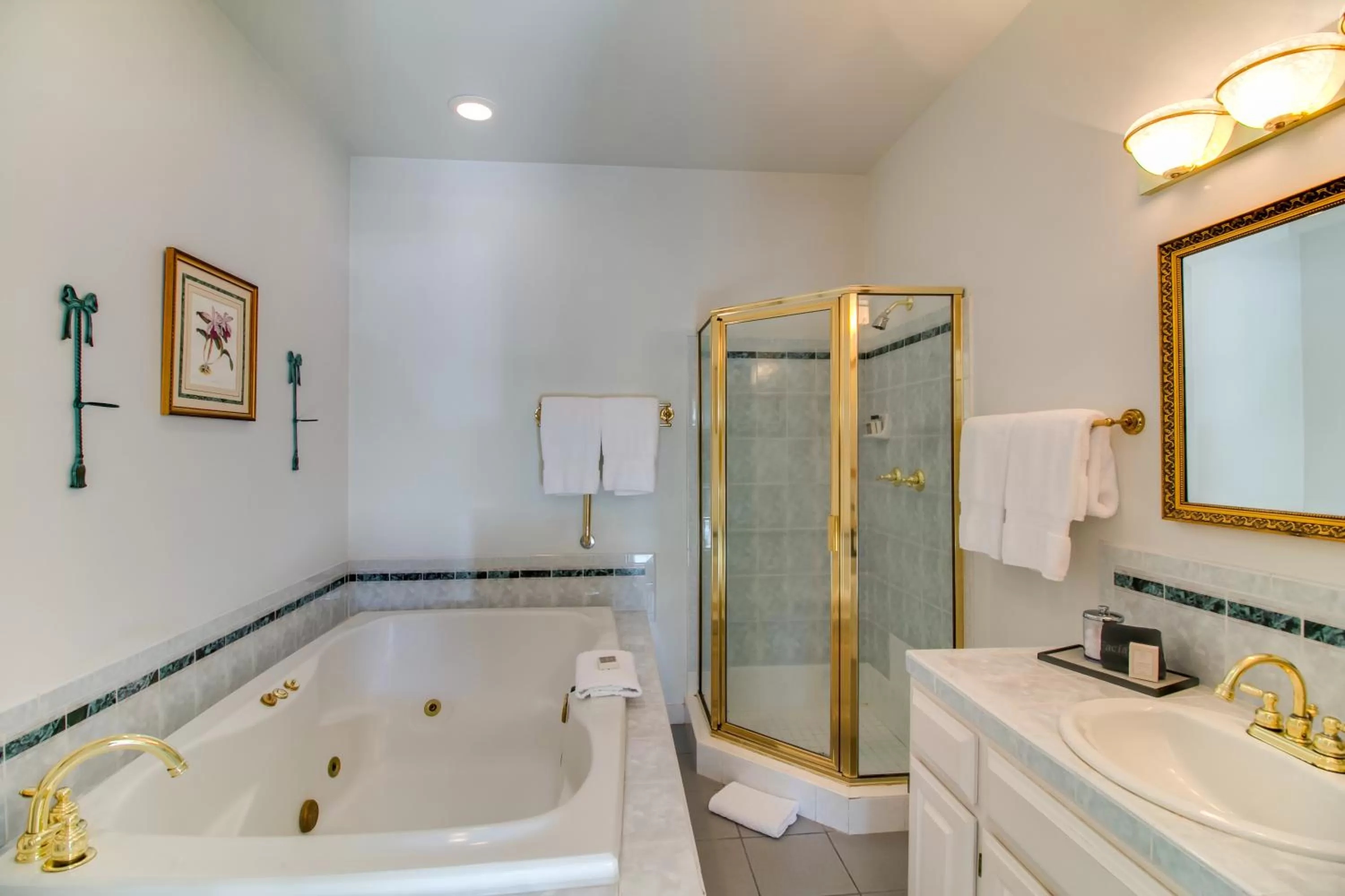 Bathroom in Winchester Inn