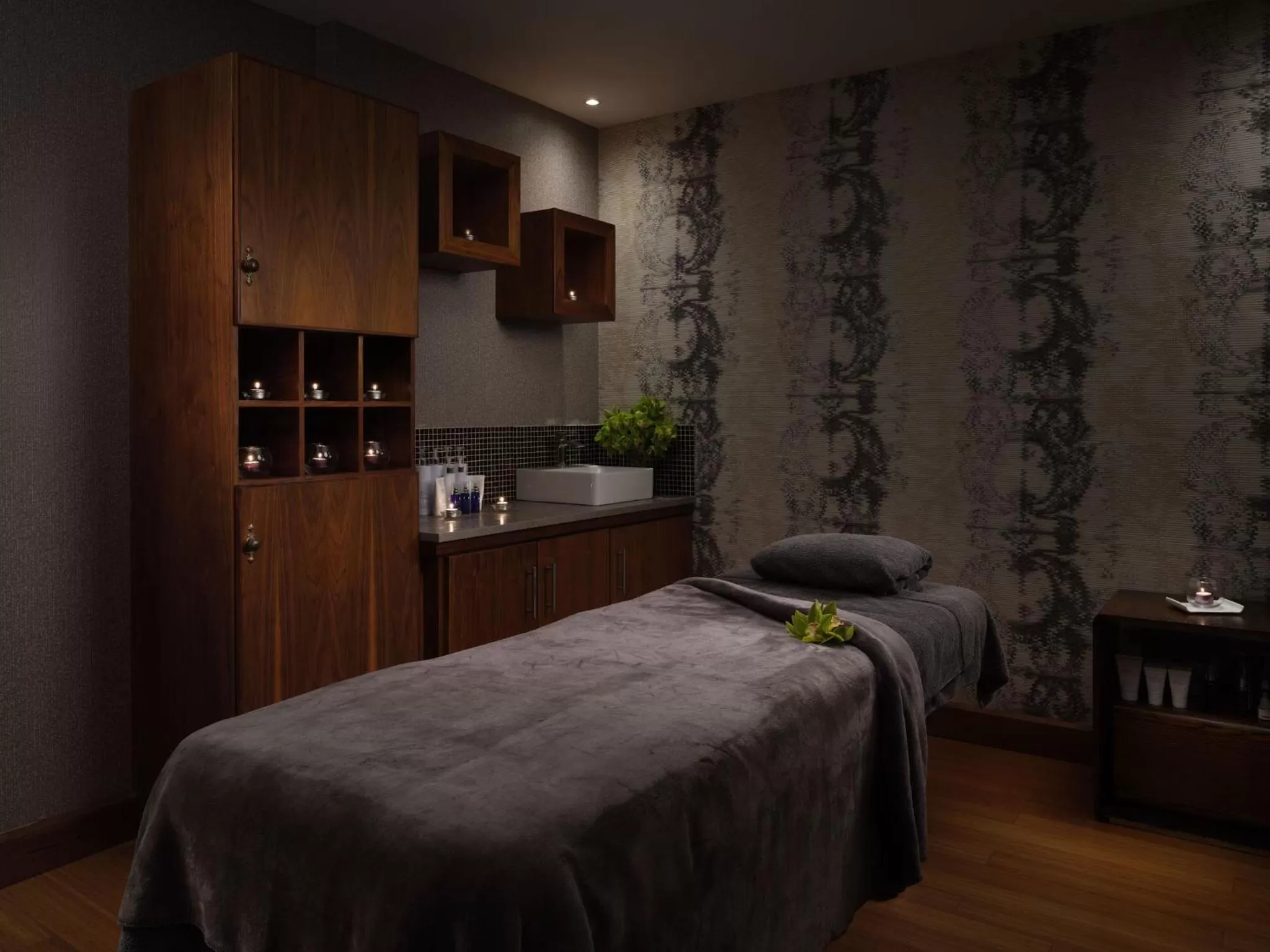 Massage, Bed in Lyrath Estate