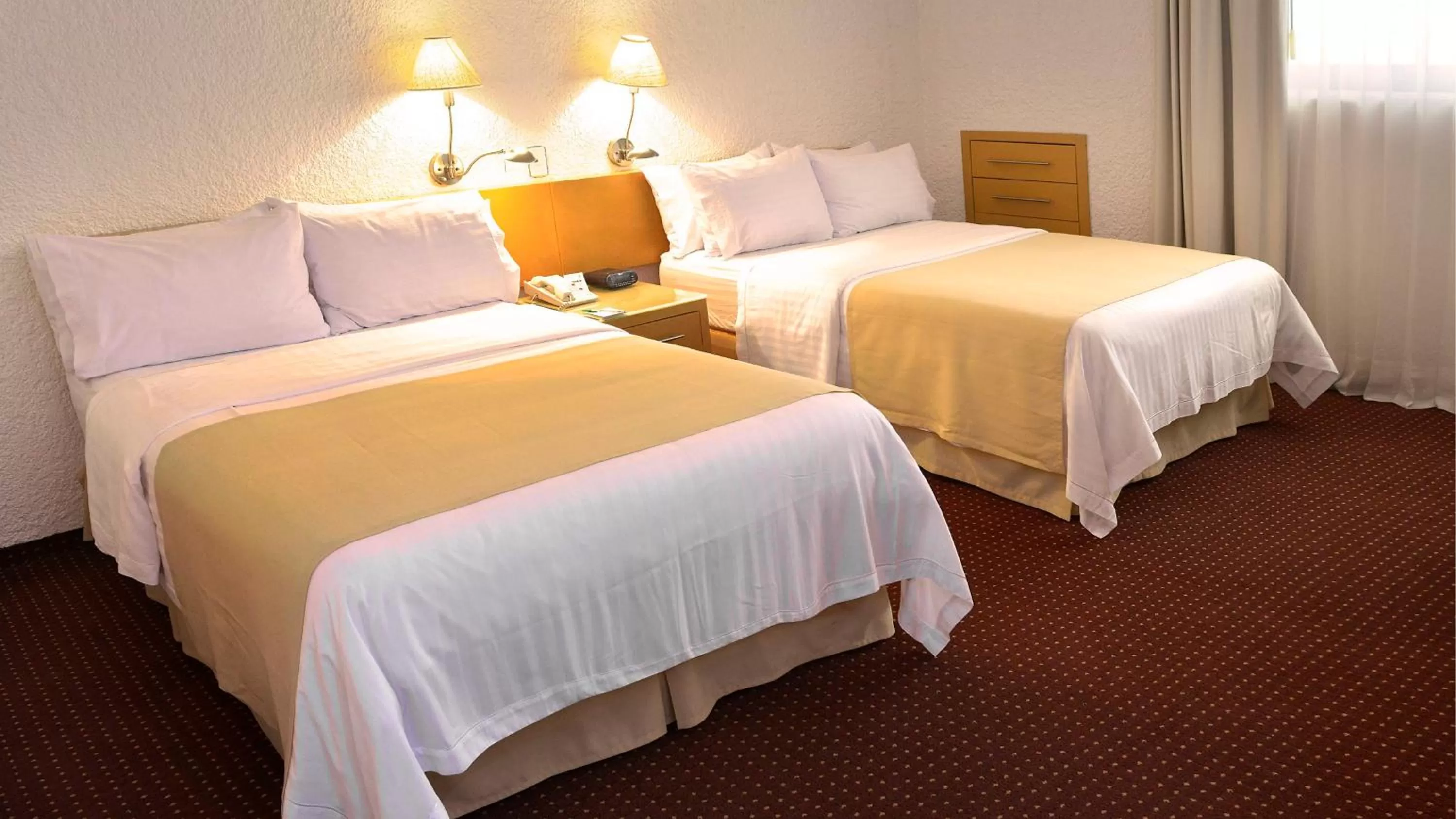 Photo of the whole room, Bed in Holiday Inn Morelia by IHG