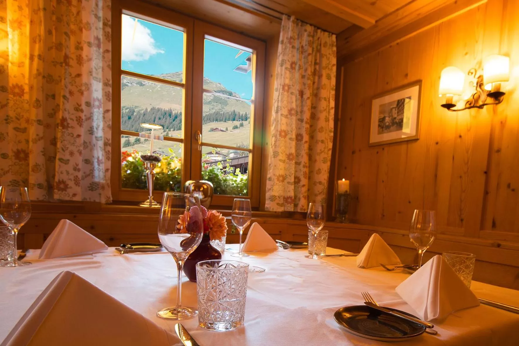 Restaurant/places to eat in Hotel Tannbergerhof im Zentrum von Lech