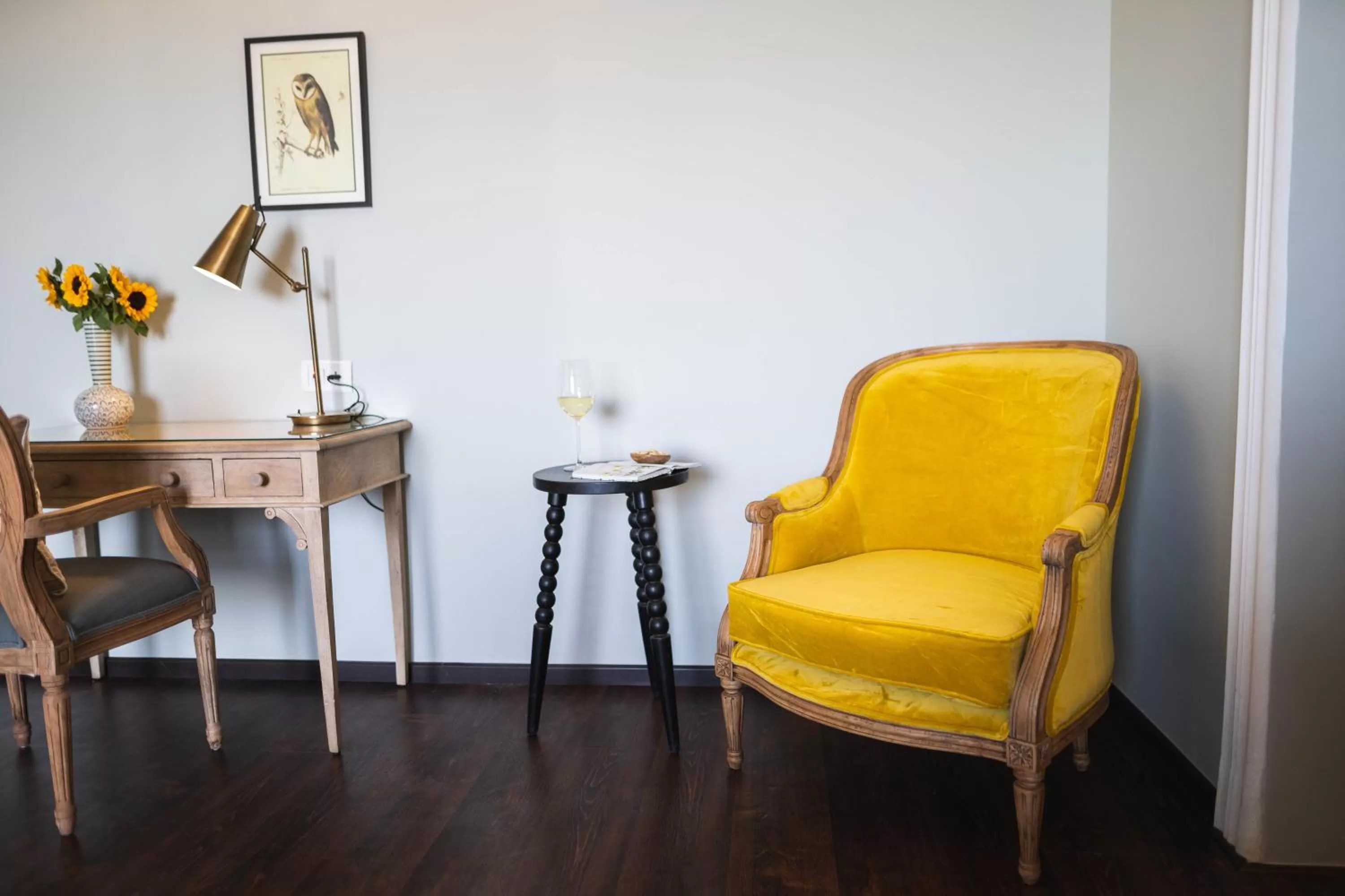 Seating Area in The Source At Sula