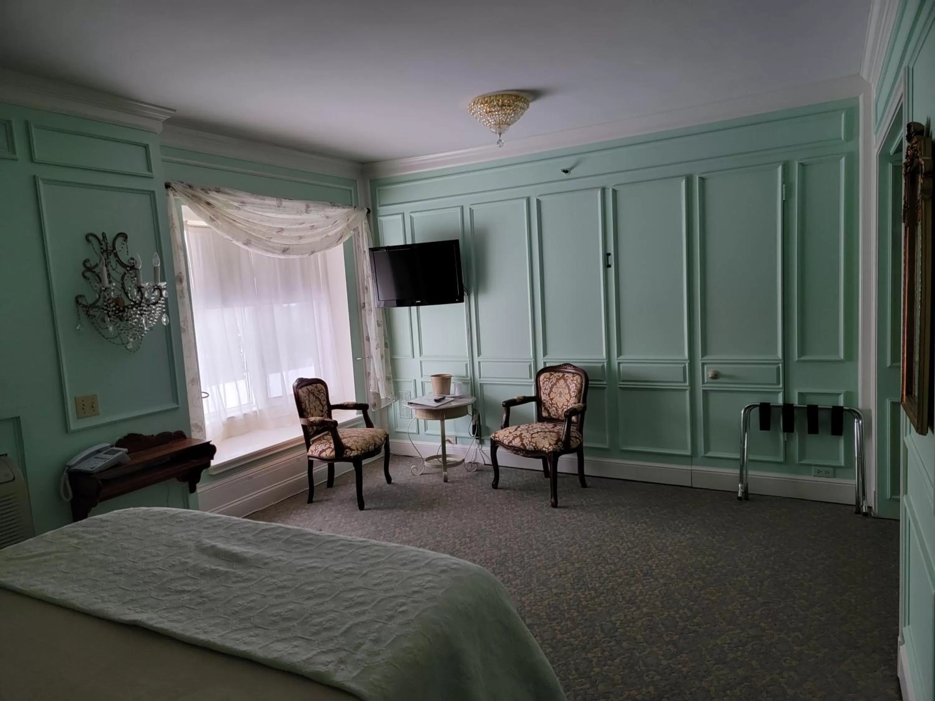Bedroom, Bed in Lowell Inn
