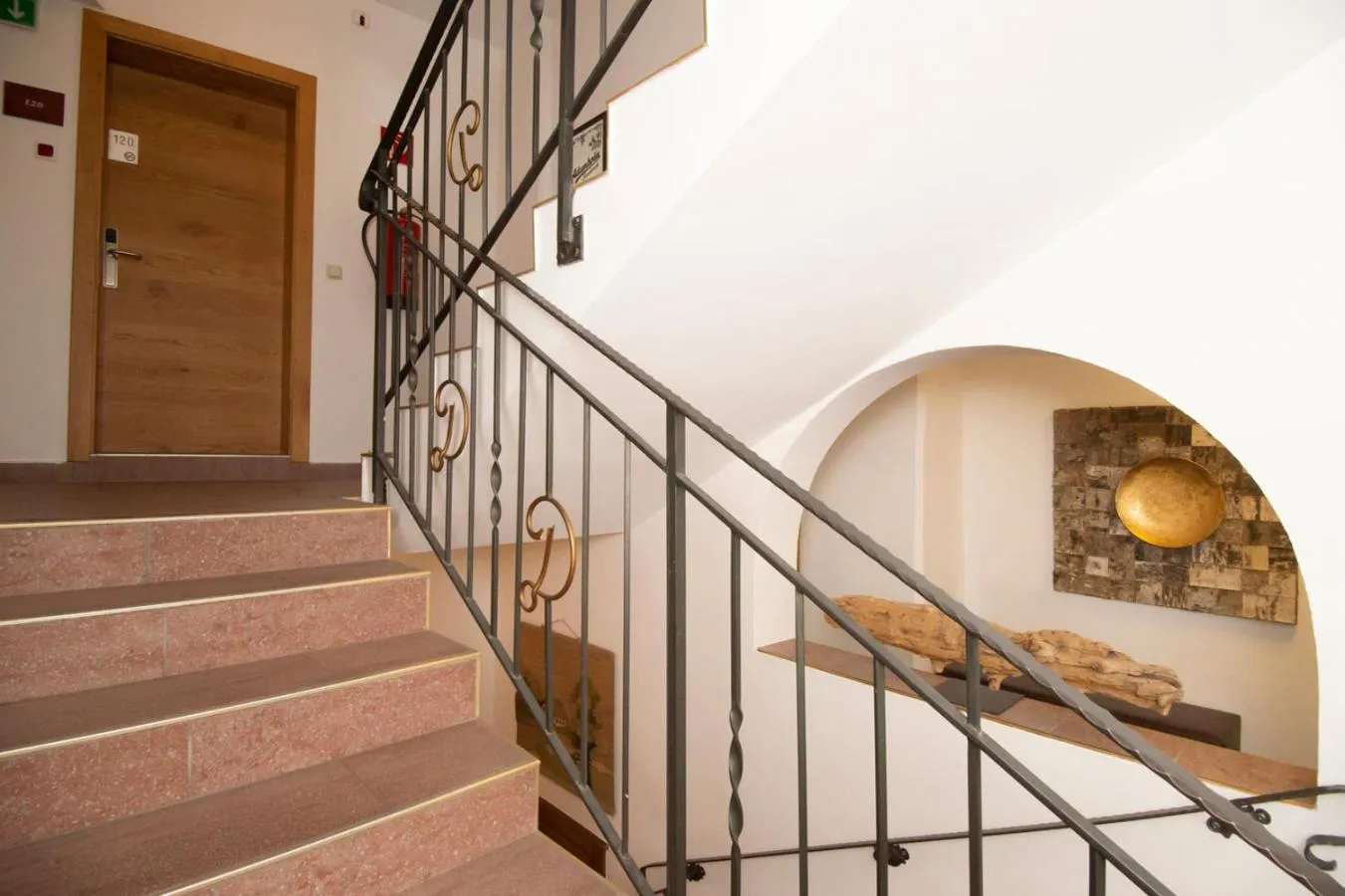 Decorative detail in Dollinger