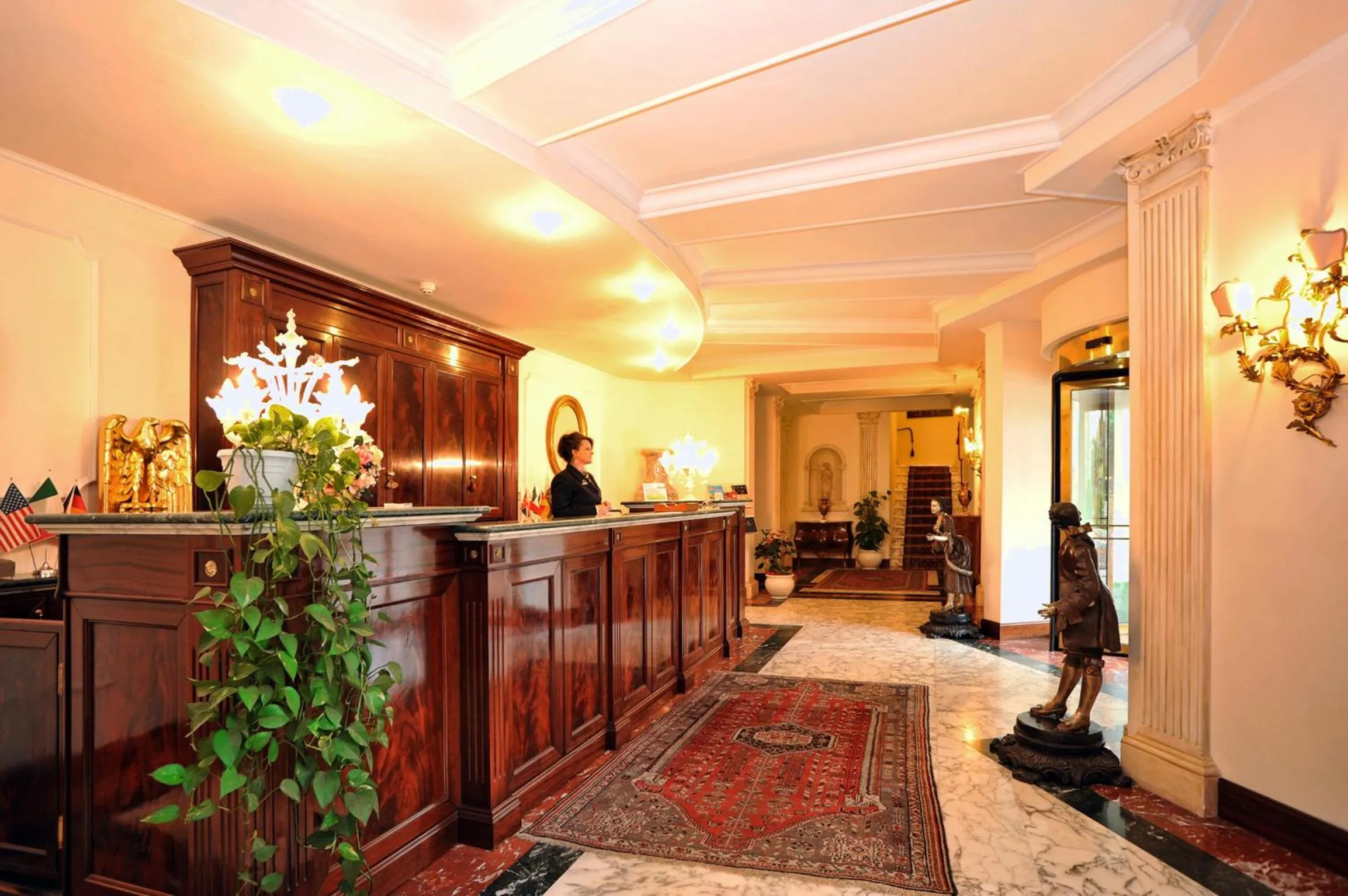 Lobby or reception in Hotel Royal
